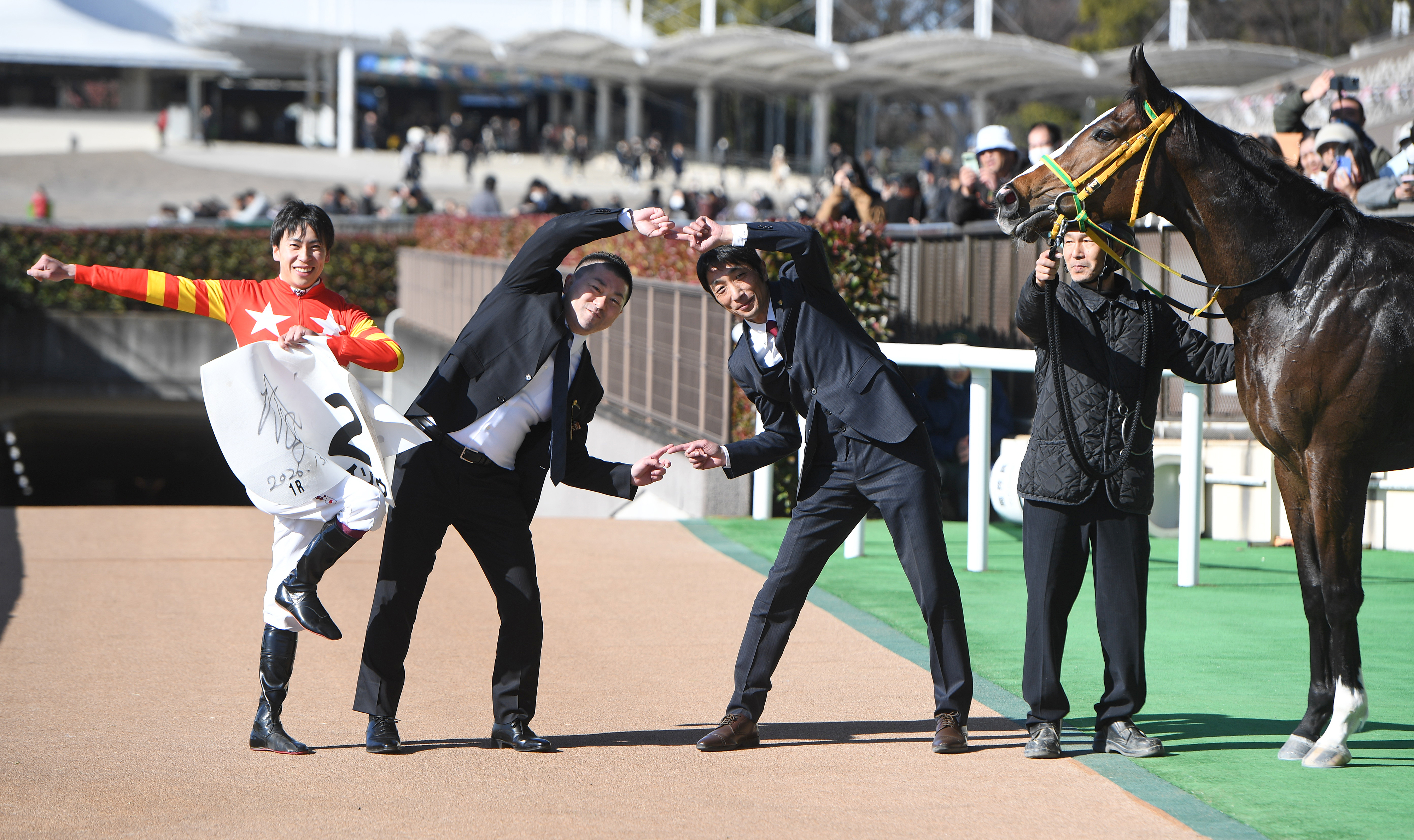 3歳未勝利・東京1R】〝魔改造〟がデビュー3戦目で初勝利 陣営は