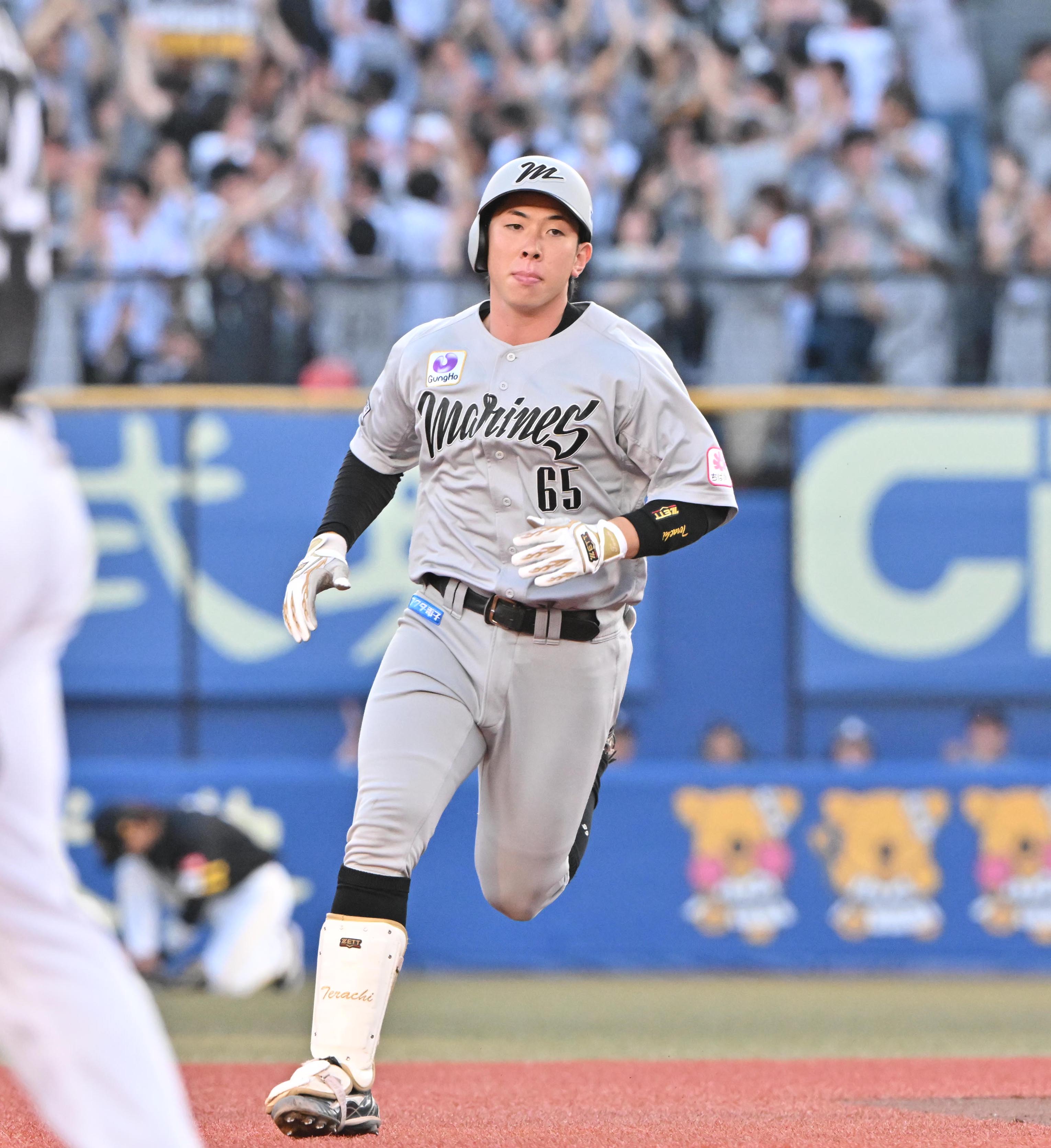 寺地隆成65 ユニフォーム ストライプ ロッテ 値下げ可能です マリーンズオンラインストア限定で4/25(金)から、寺地隆成選手
