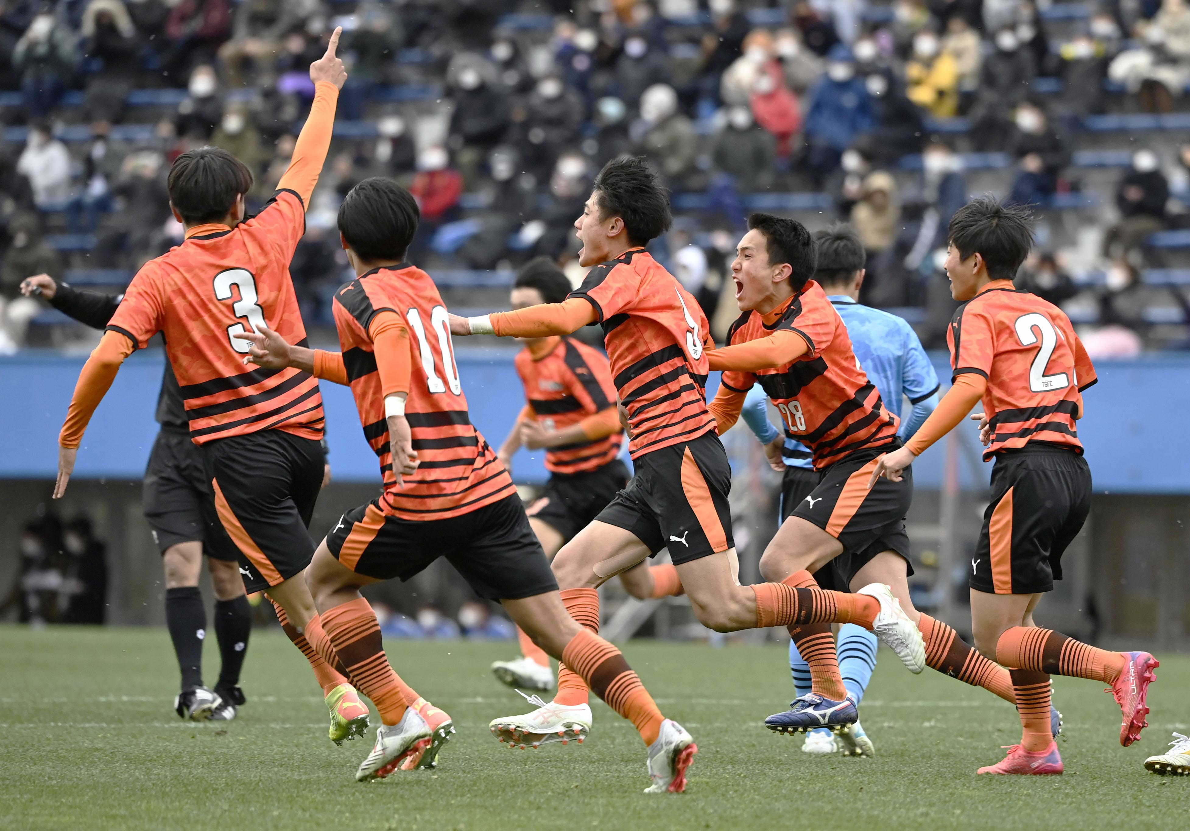 高川学園が逆転勝ち ｆｋでのトリックが奏功 中山 得点できてよかった 高校サッカー サンスポ