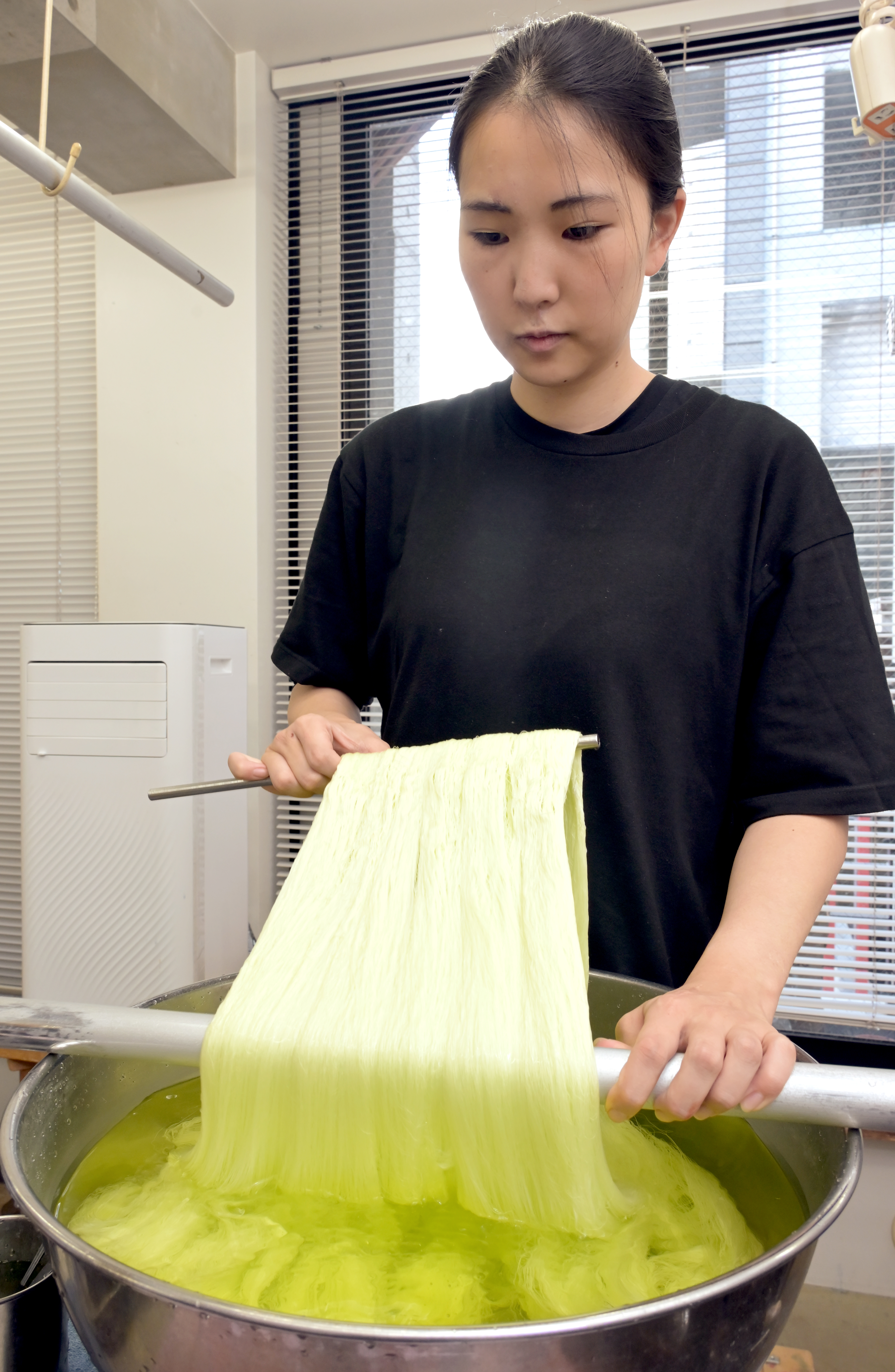 373年続く老舗「道明の帯締め」は和装女性の憧れ 江戸時代から手染めと 
