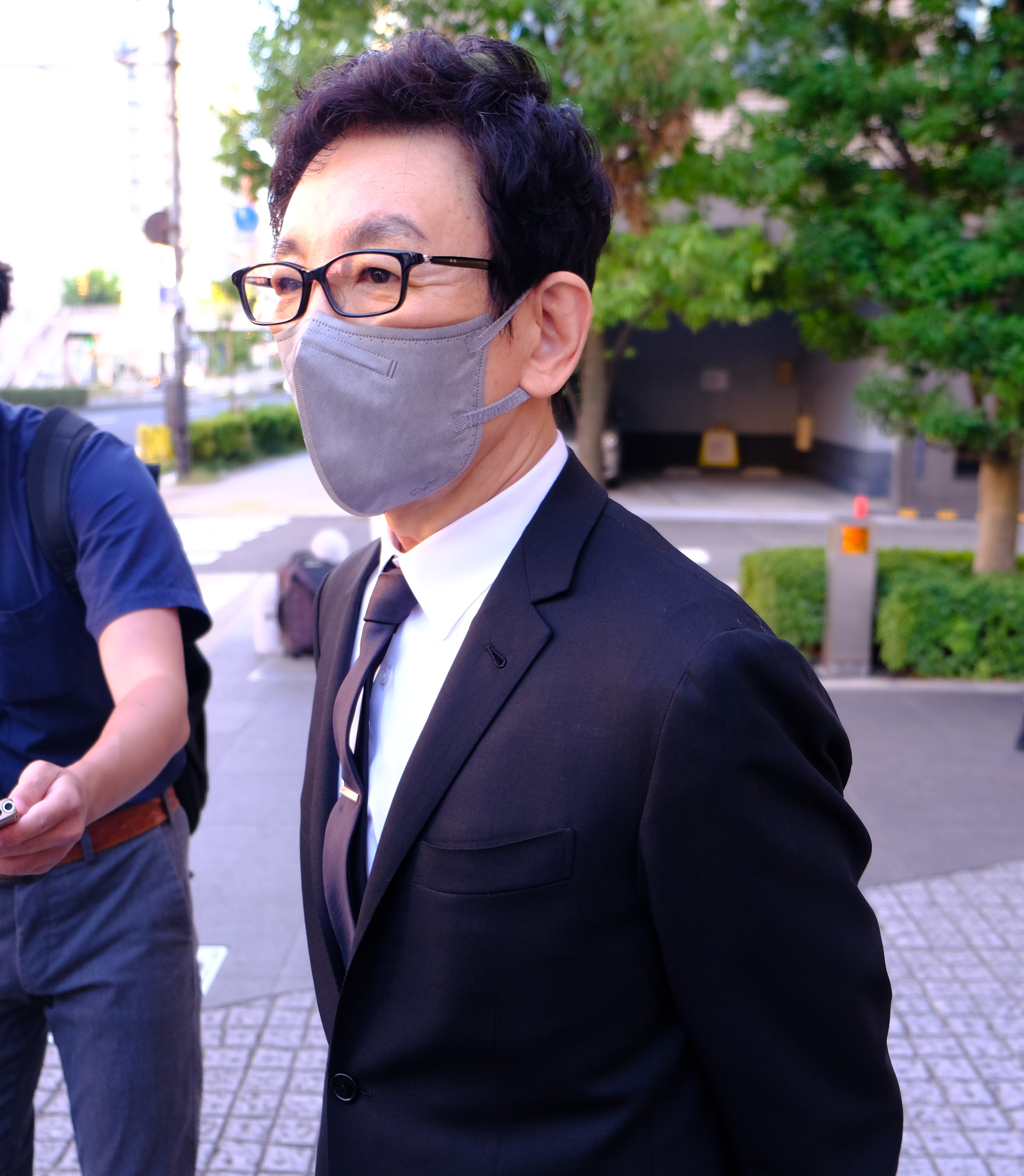 古舘伊知郎がアントニオ猪木さんを弔問「闘魂は輪廻転生する