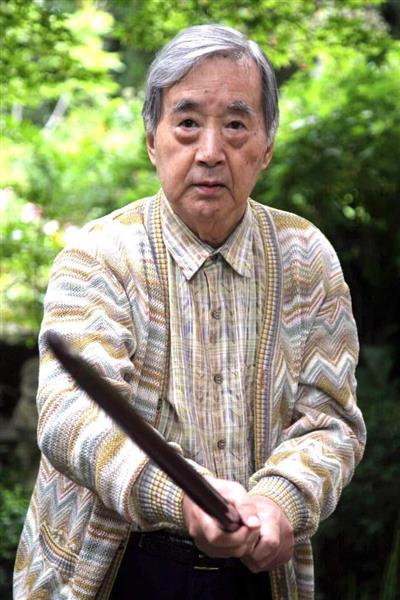 直木賞作家、津本陽さん死去 ８９歳 「下天は夢か」歴史・剣豪小説で