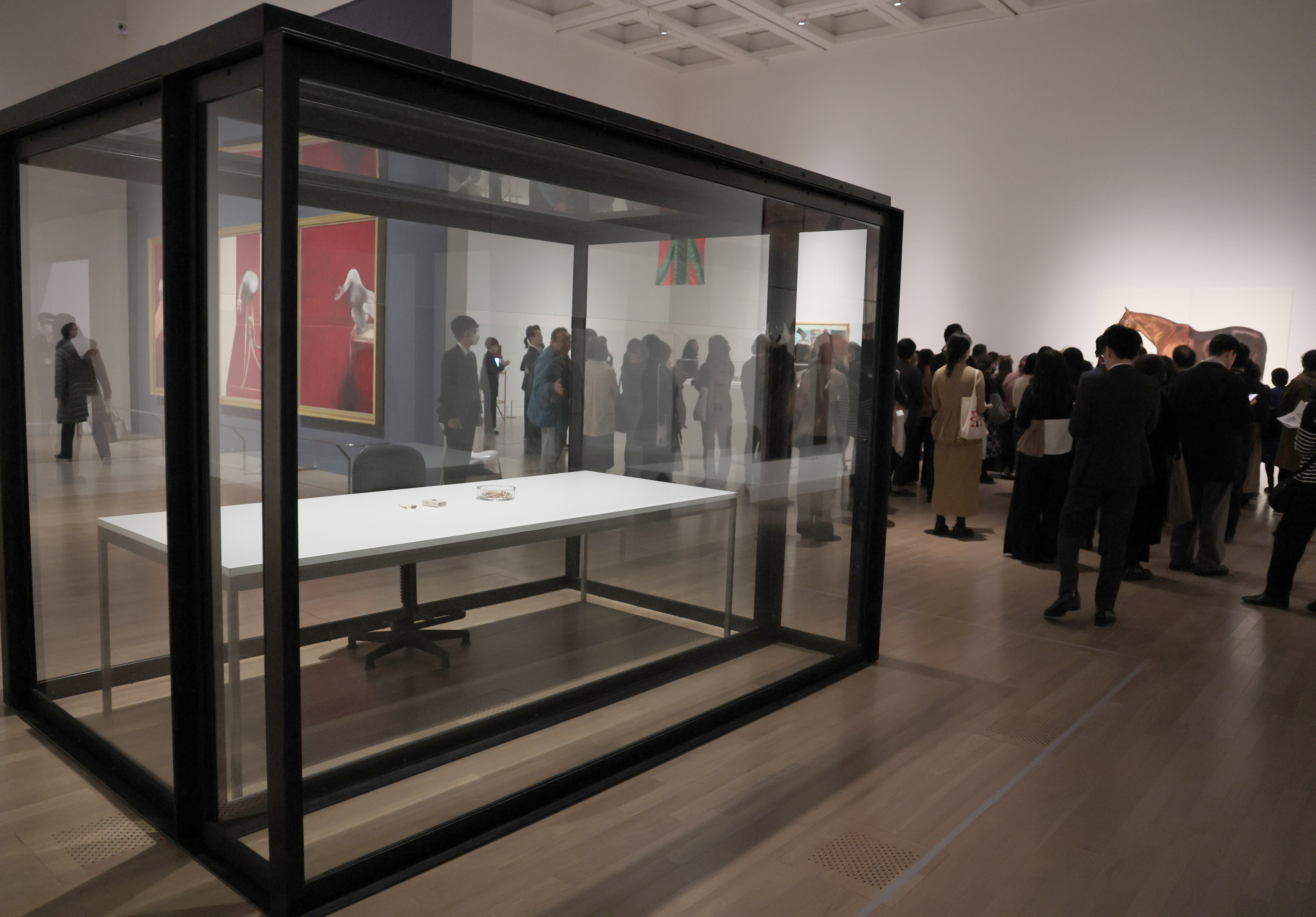 かっこいい英国」の軌跡たどる 「テート美術館－YBA＆BEYOND」展 美へ