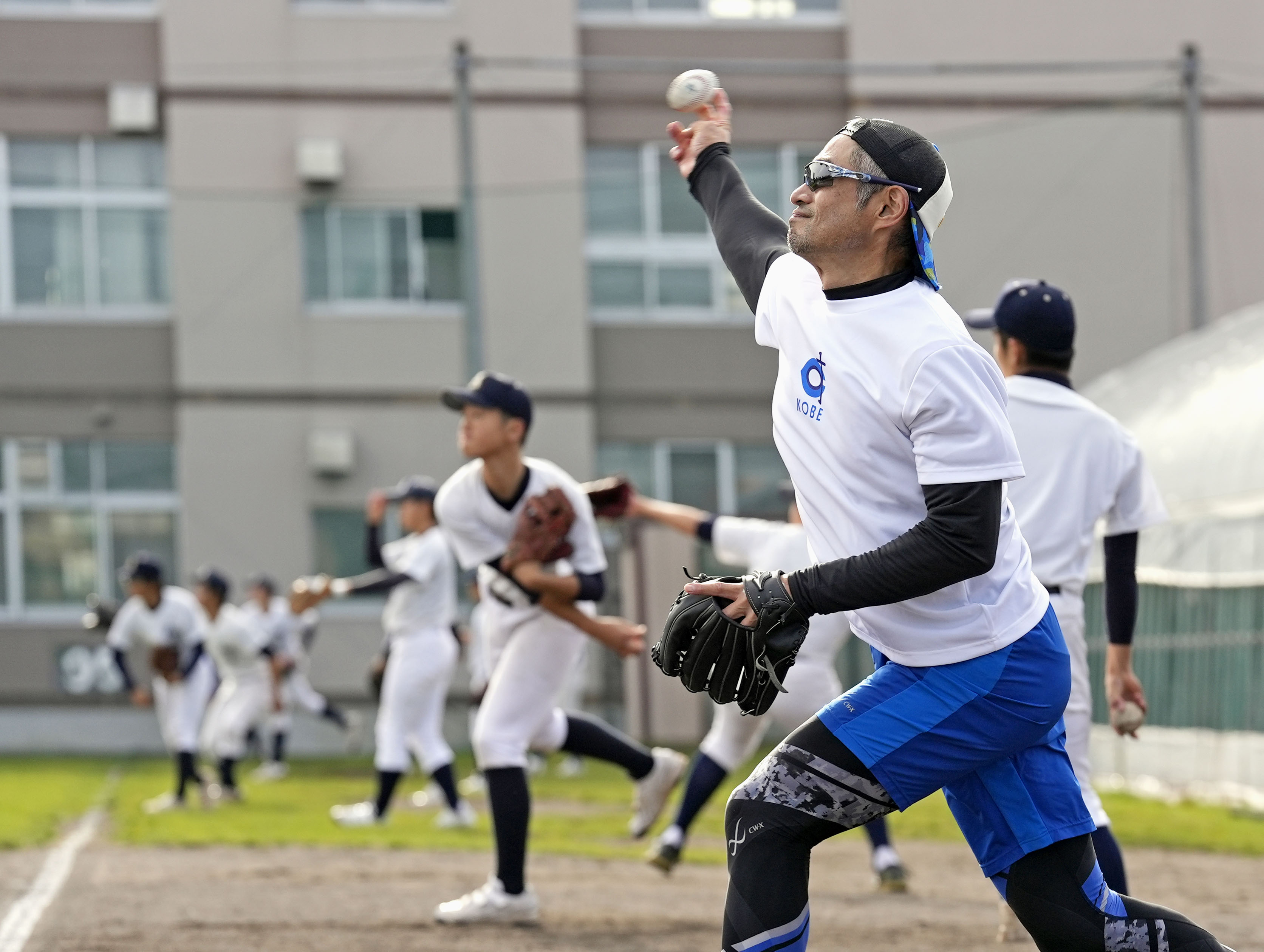 フォト】イチローさん、旭川で高校球児指導 悲願の甲子園出場を