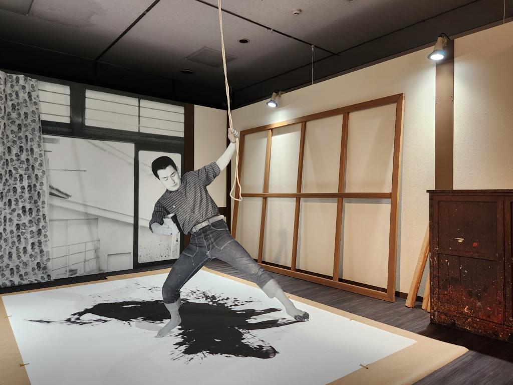 白髪一雄、具体美術協会のフライヤー、新聞、 切り抜き等まとめて 白髪一雄展 －格闘から生まれた絵画－」 : とーるブロ