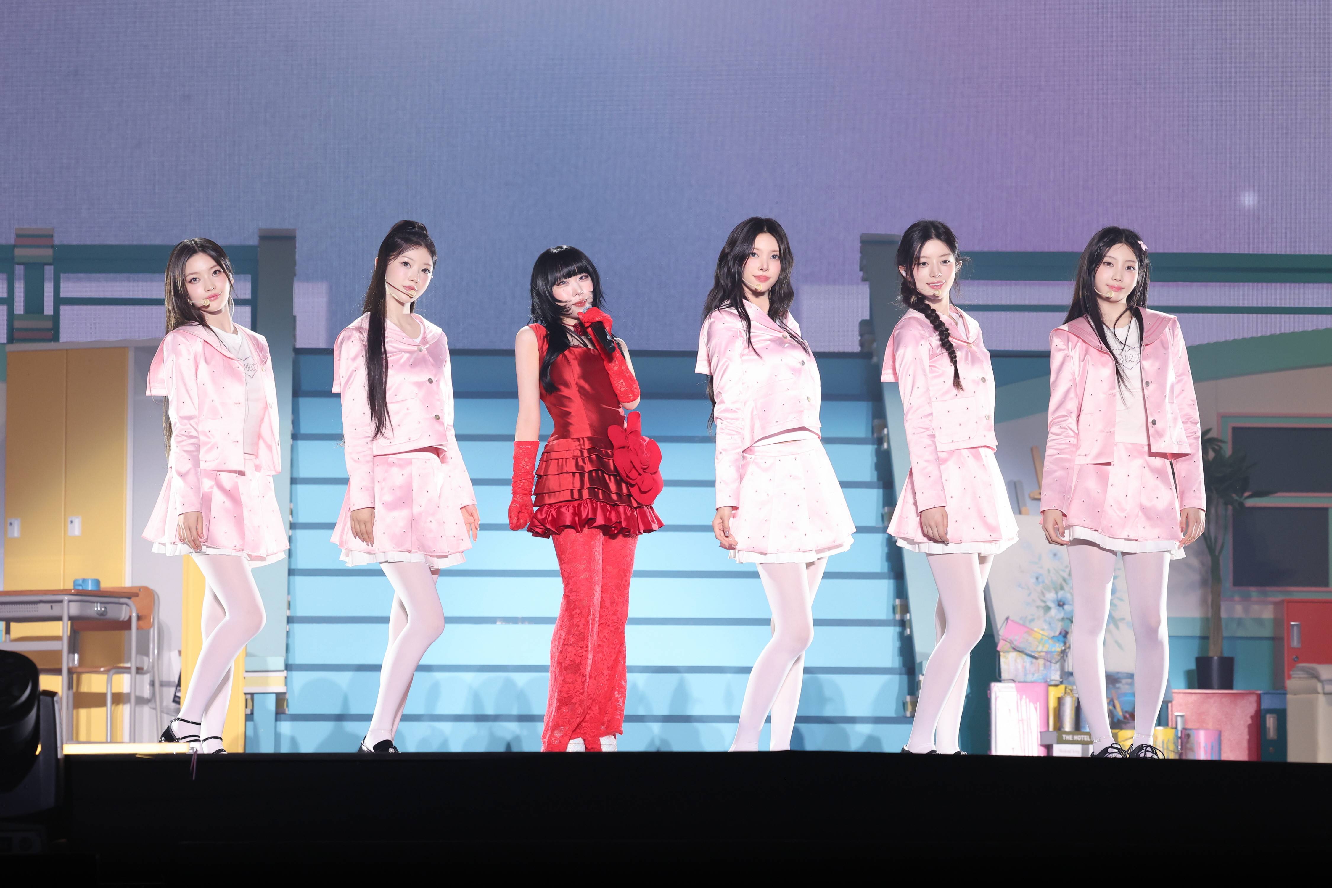 ILLIT、日韓ファンコンサートツアー「GLITTER DAY」を大阪で完走
