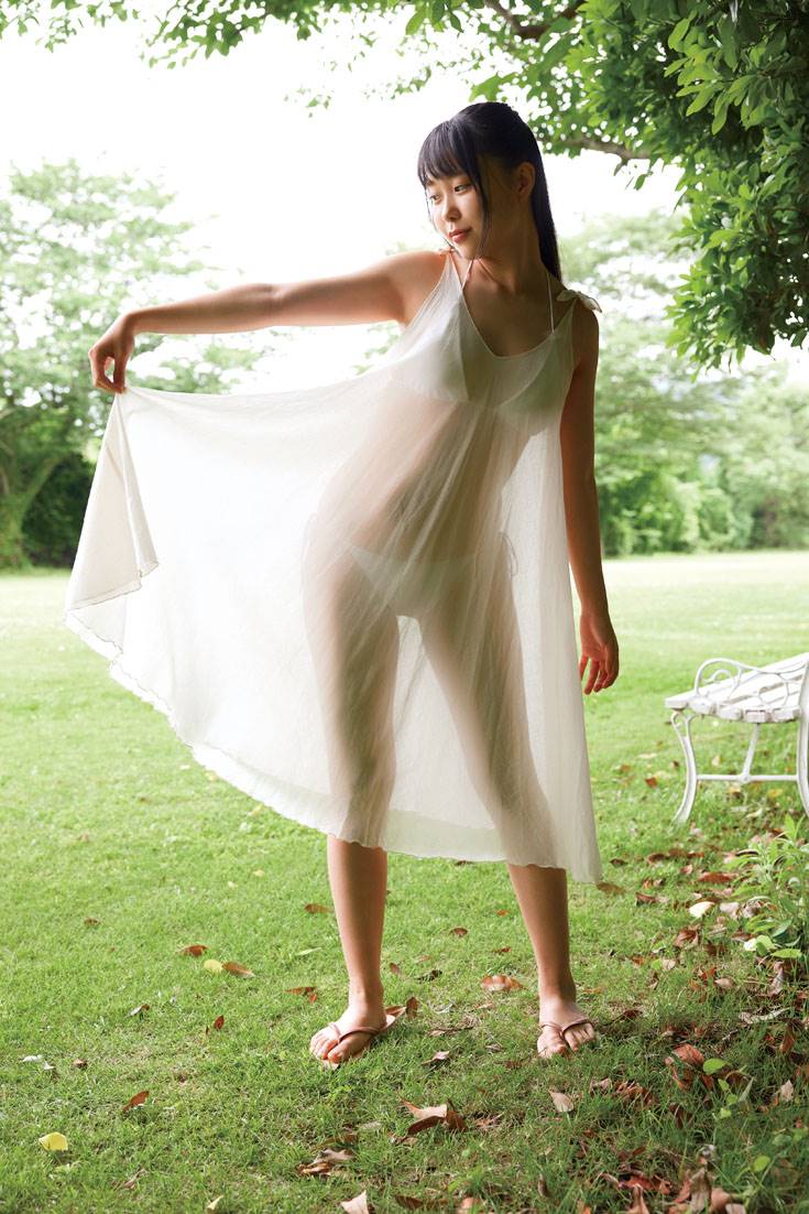 ｗｅｅｋｄａｙはグラドル日記 ７８８ 現役ｊｋグラドル 一宮あいがｇカップボディーをスクール水着で魅せた サンスポ