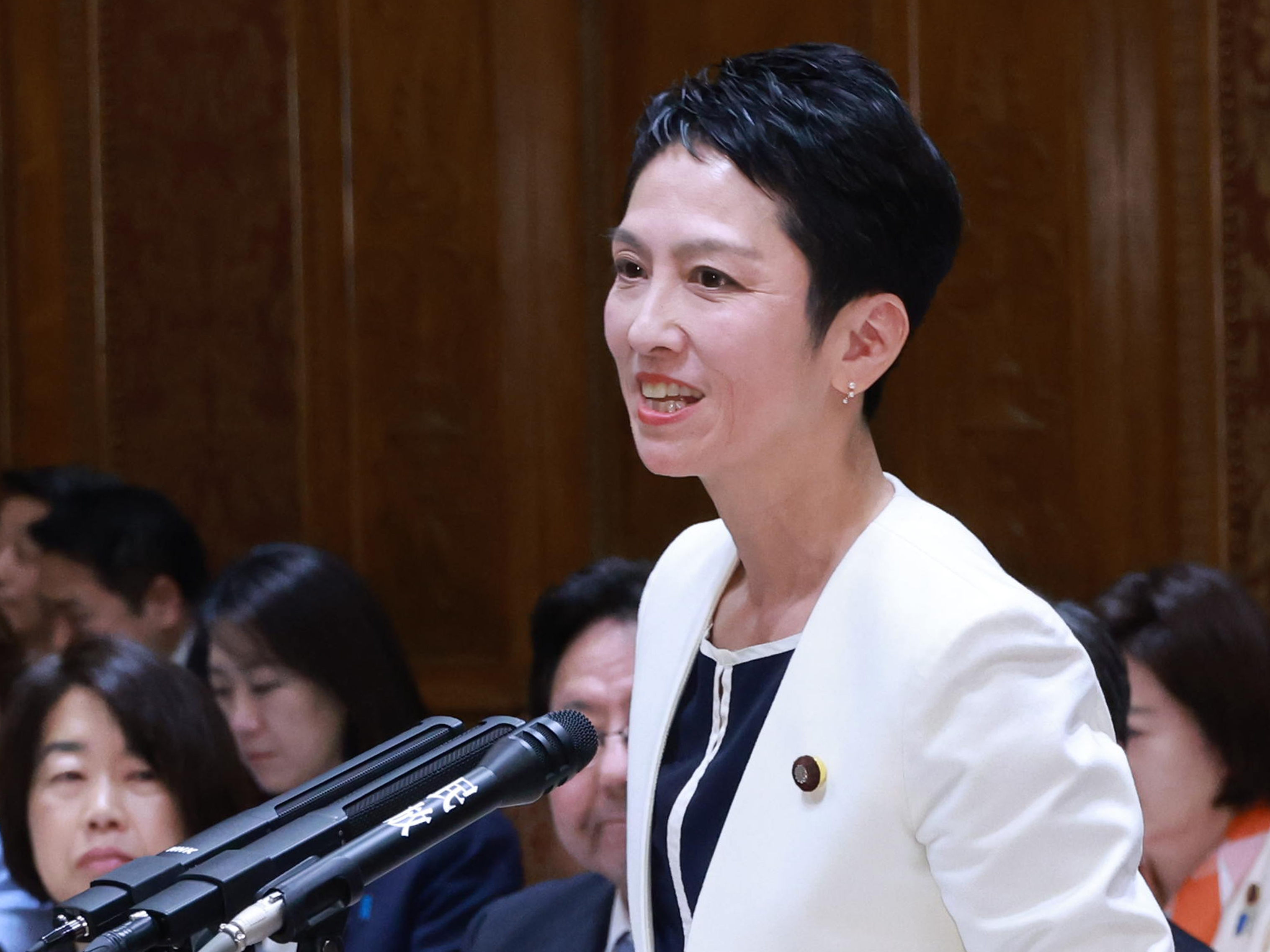 立民・蓮舫氏、皇位継承「養子案より優先される議論がある」 愛子さま支持の高まりに言及 - 産経ニュース