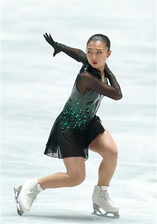 崩れた前年女王…坂本花織「泣いても戻れない。仕方ない
