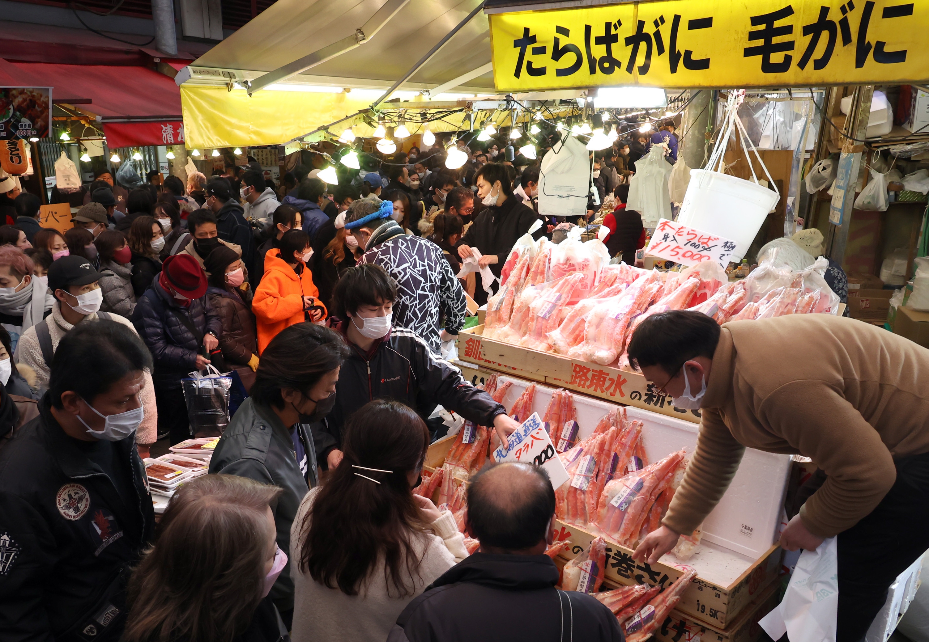 マスク着け 正月の買い出し 東京・アメ横商店街 - 産経ニュース