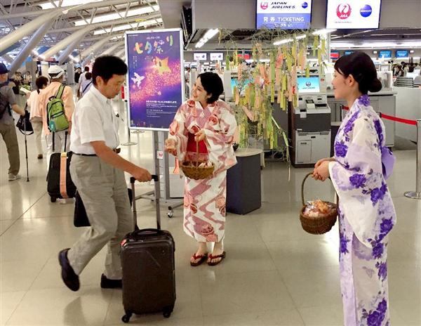 浴衣姿で七夕の空へご案内 関空で航空各社がイベント 産経ニュース