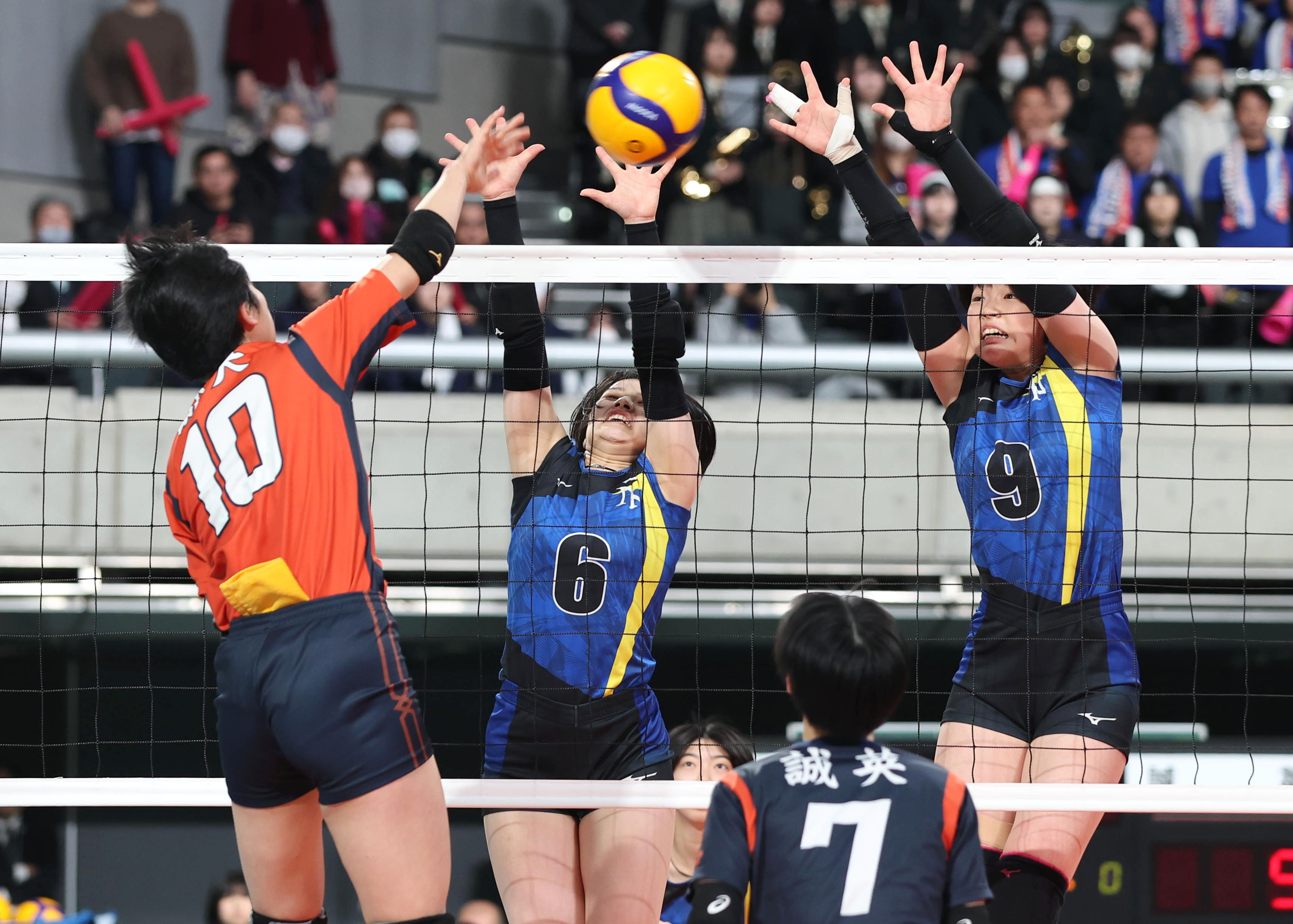 茨城代表・土浦日大、男子は高川学園に逆転勝利 女子は誠英に敗れる 春