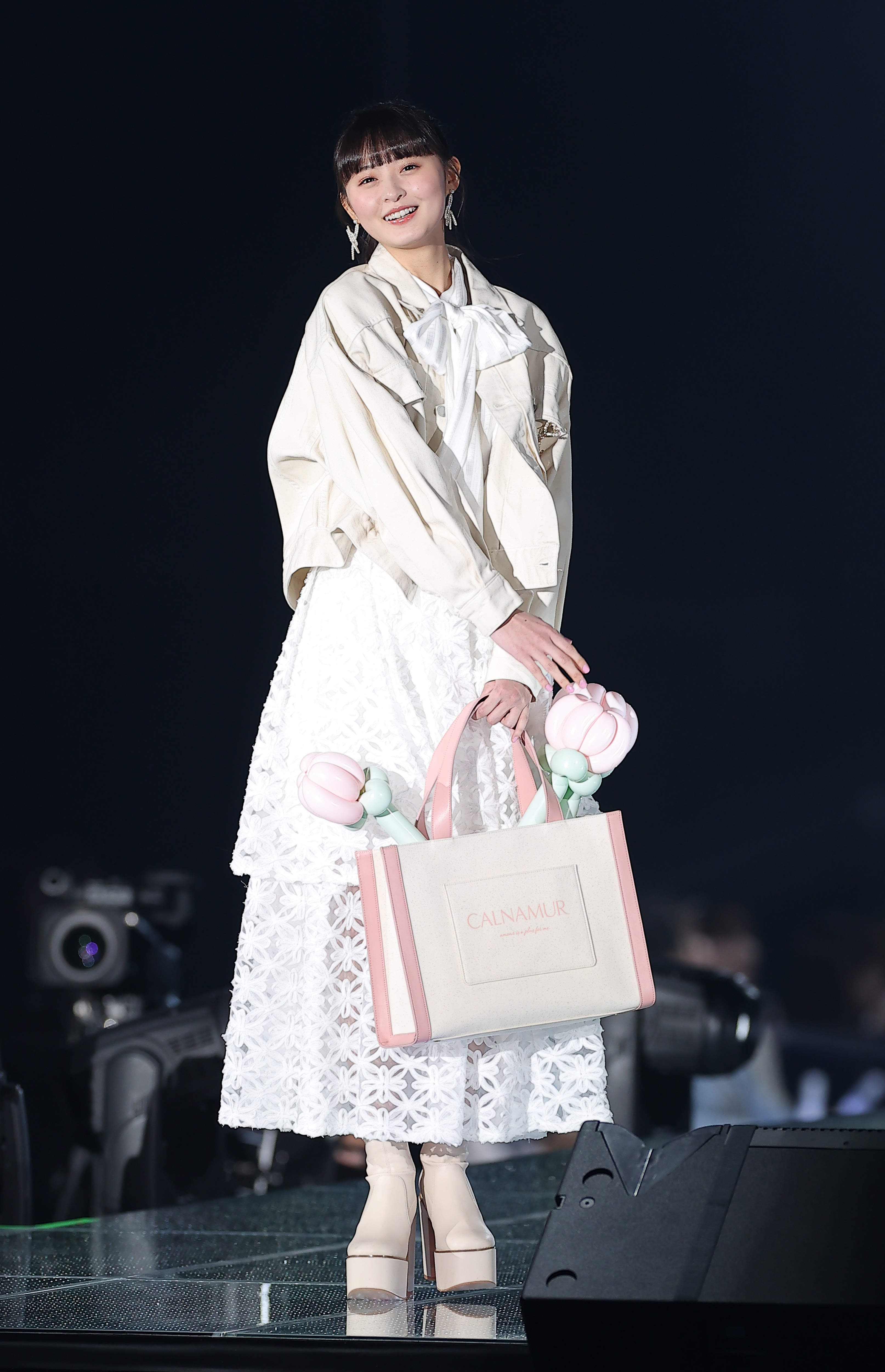 画像】めるる、スマイル全開 華やかにランウェイを闊歩！「東京