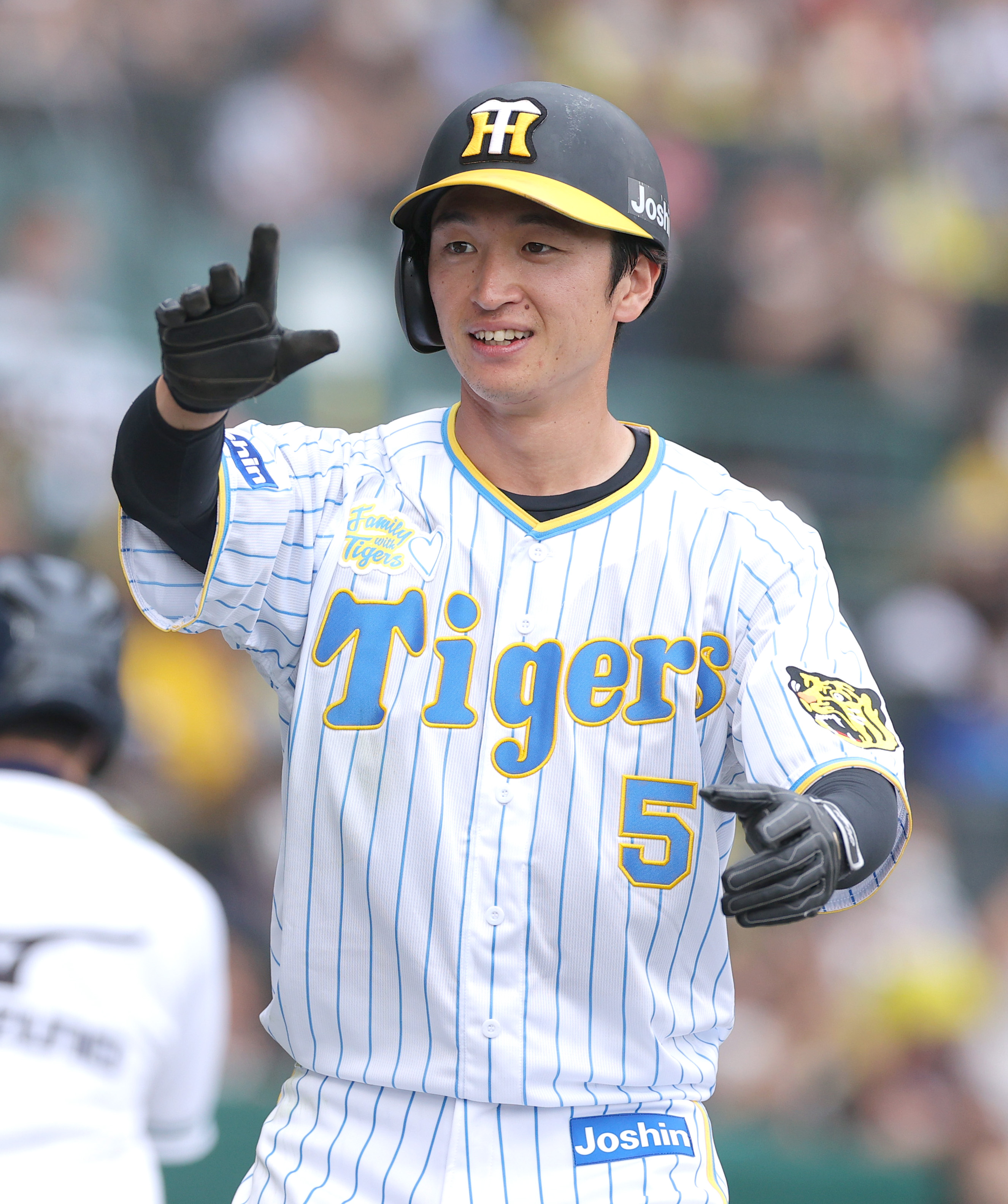 阪神タイガース family with tigers ユニフォーム 糸原選手 L - 応援グッズ