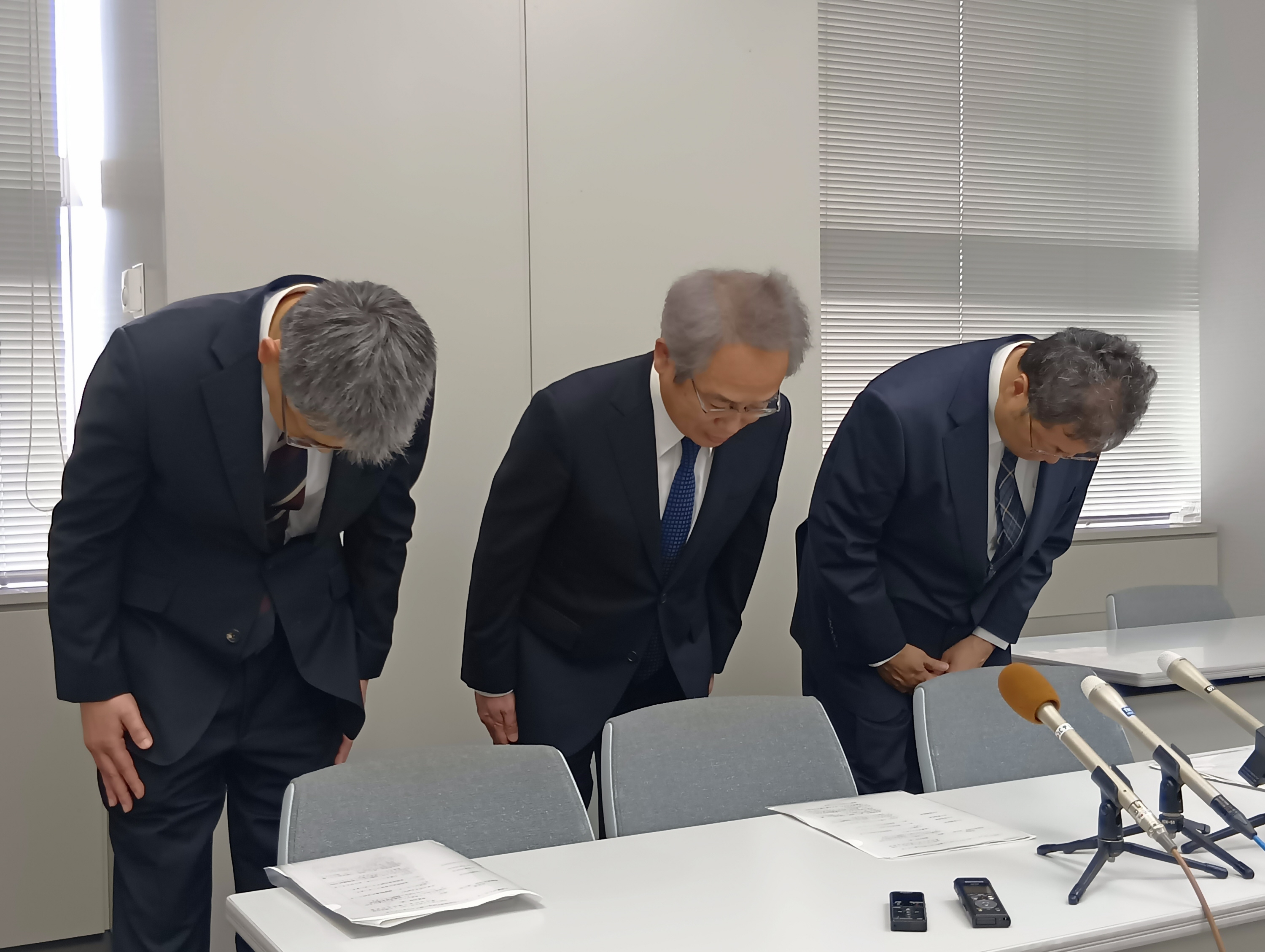 筋弛緩薬―For Professional Anesthesiologists [単行本] 寛，岩崎 筋弛緩薬―For Professional Anesthesiologists [単行本] 寛