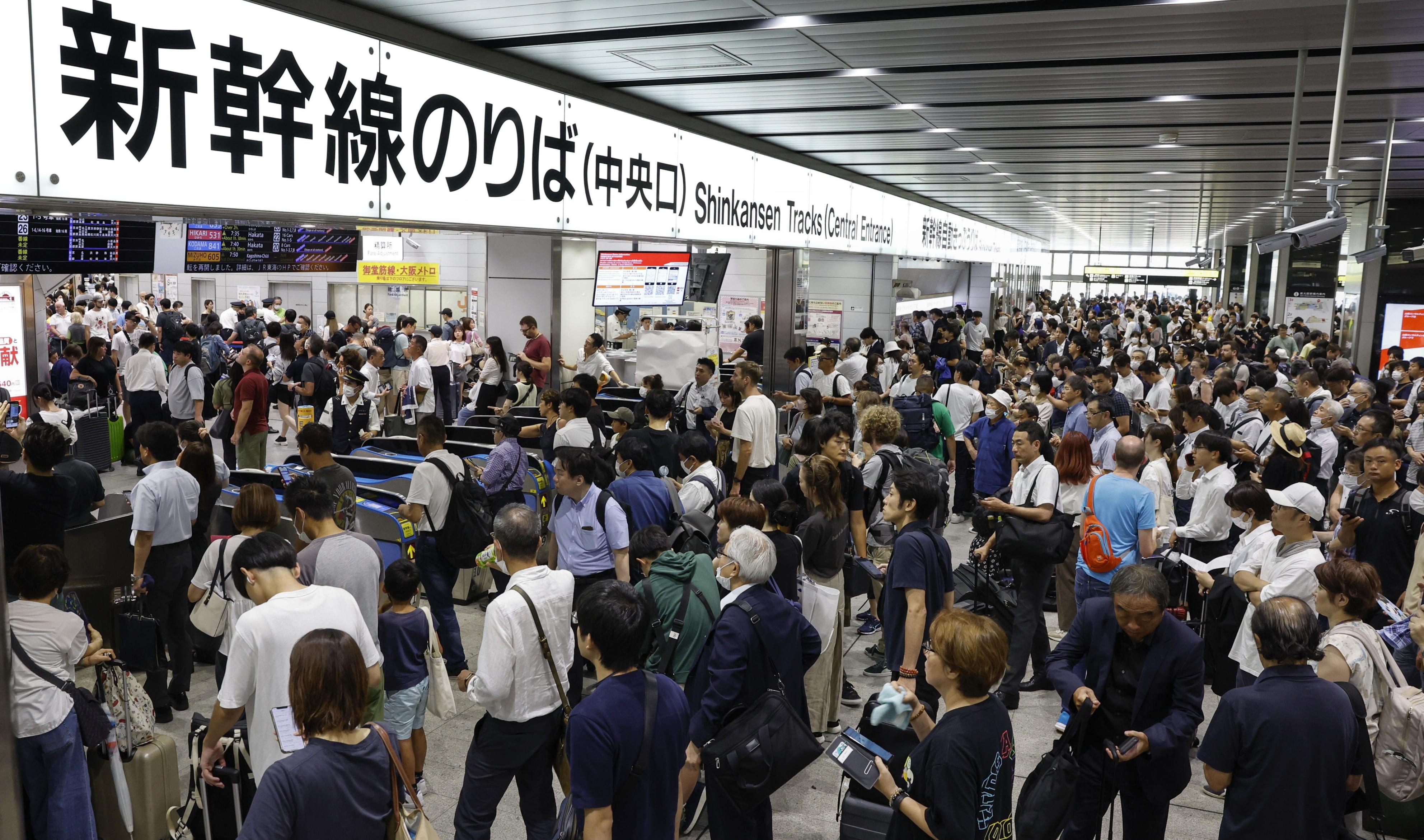 フォト】東京、新大阪駅など混雑 東海道・山陽新幹線に遅れ - 産経ニュース