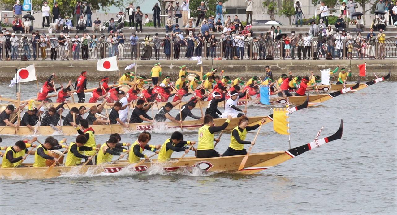 ペーロン競漕にぎやかに 兵庫・相生湾 ４年ぶりに花火も - 産経ニュース