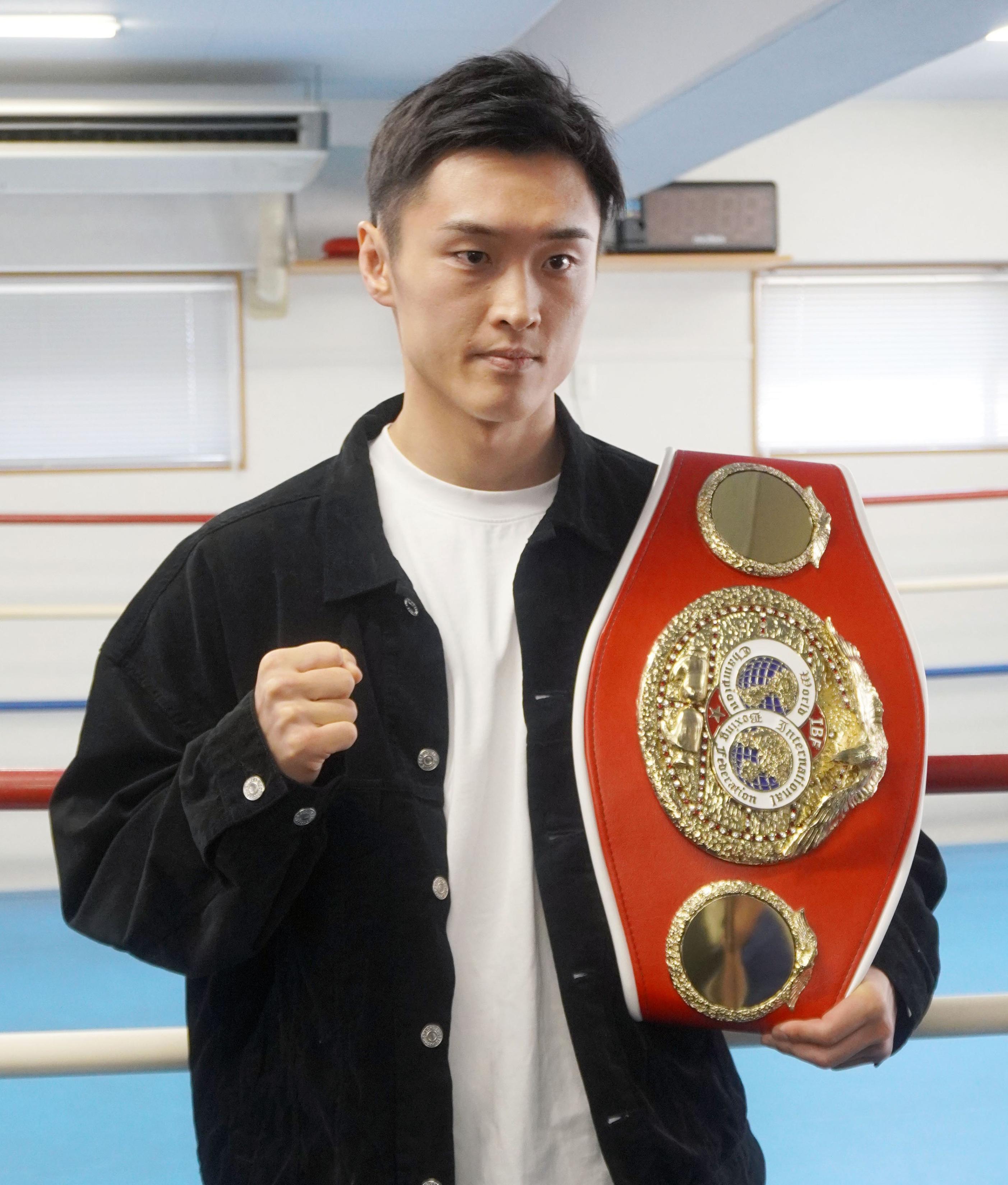 ボクシング】内山高志氏「簡単に中谷選手が勝てるような、うまく