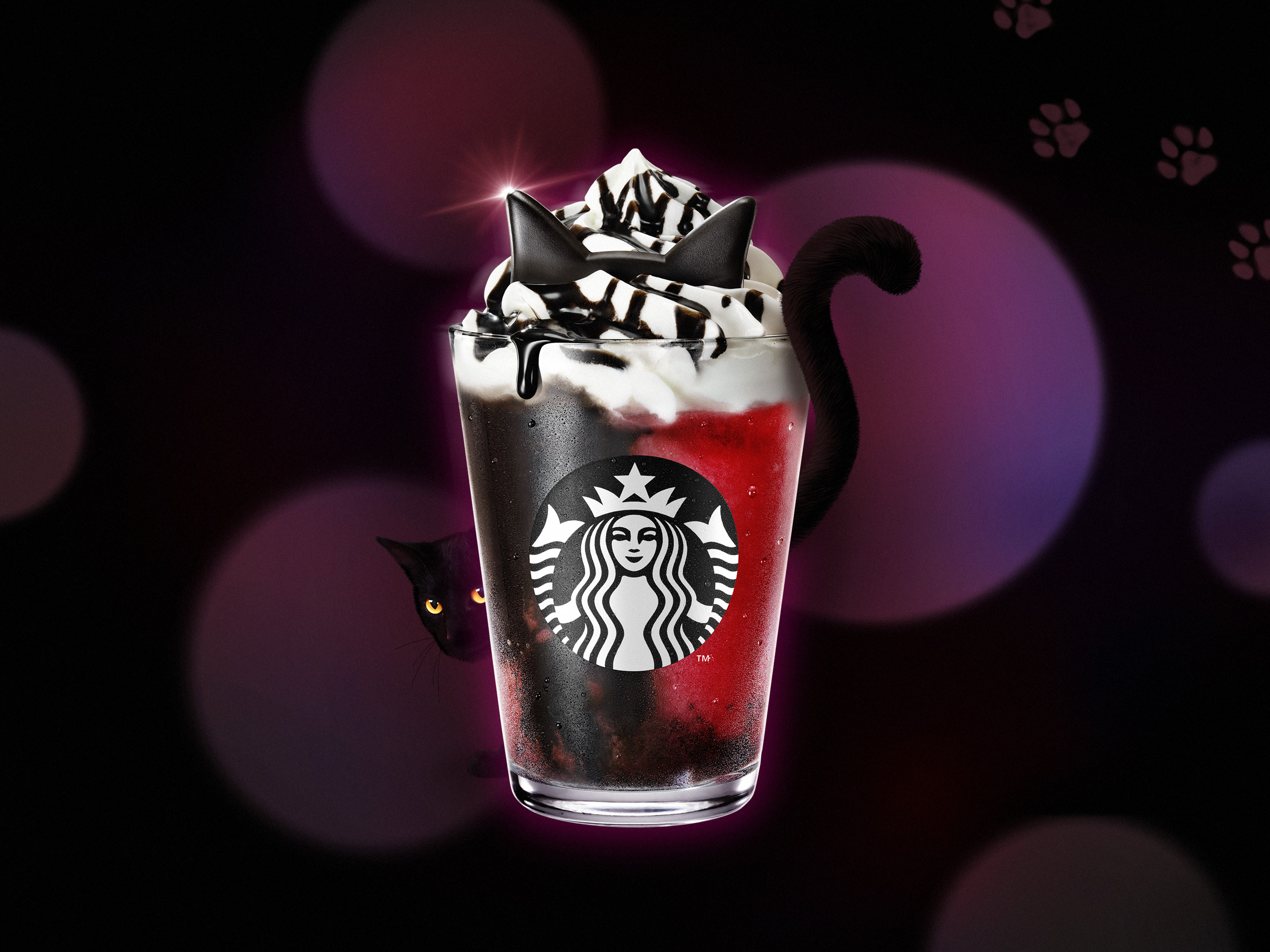 ≪スタバ新作≫2025年のハロウィンシーズンは“黒猫”がモチーフ