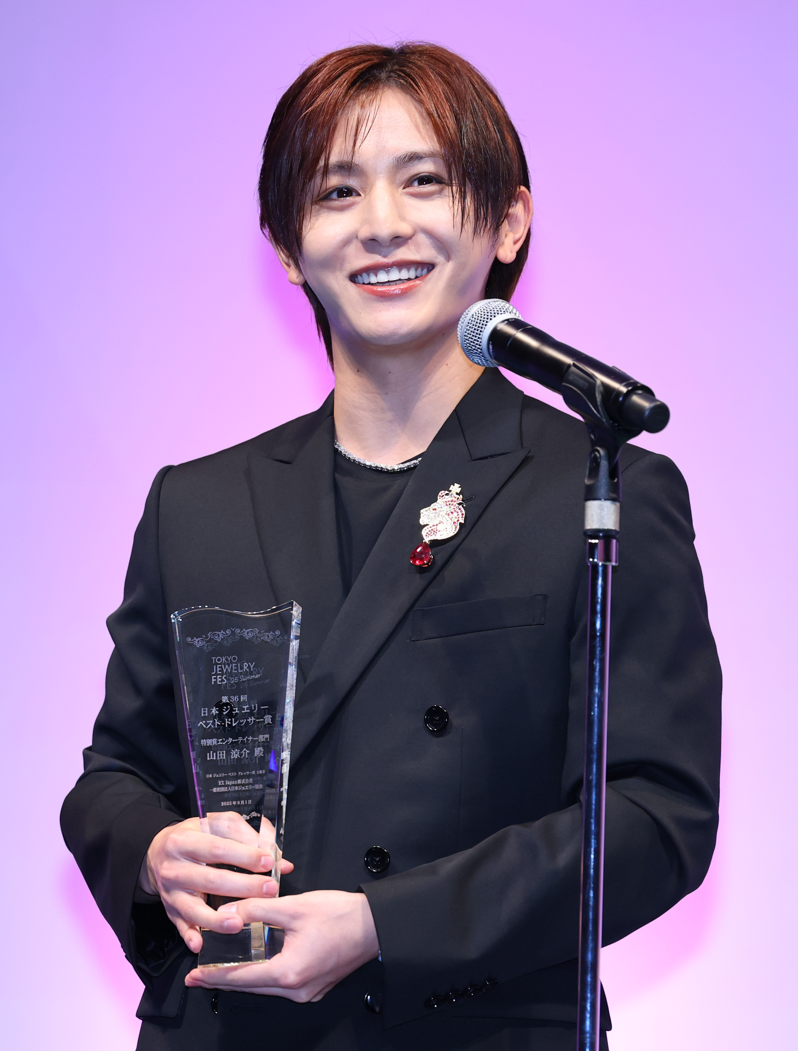 画像】藤原紀香、第36回日本ジュエリーベストドレッサー賞授賞式登壇