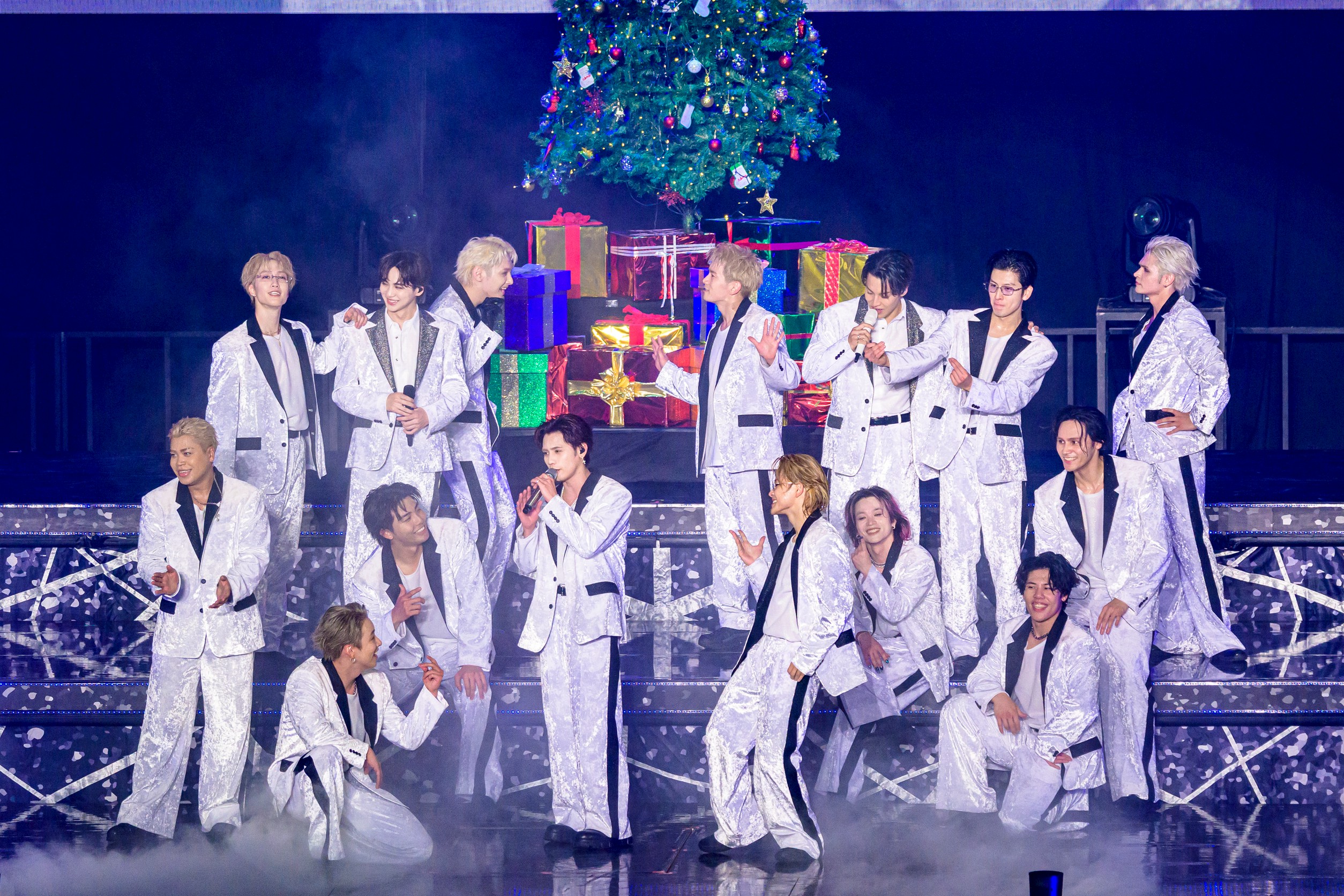 THE RAMPAGEが全国ツアー最終公演 計24万5000人を動員し「クリスマス