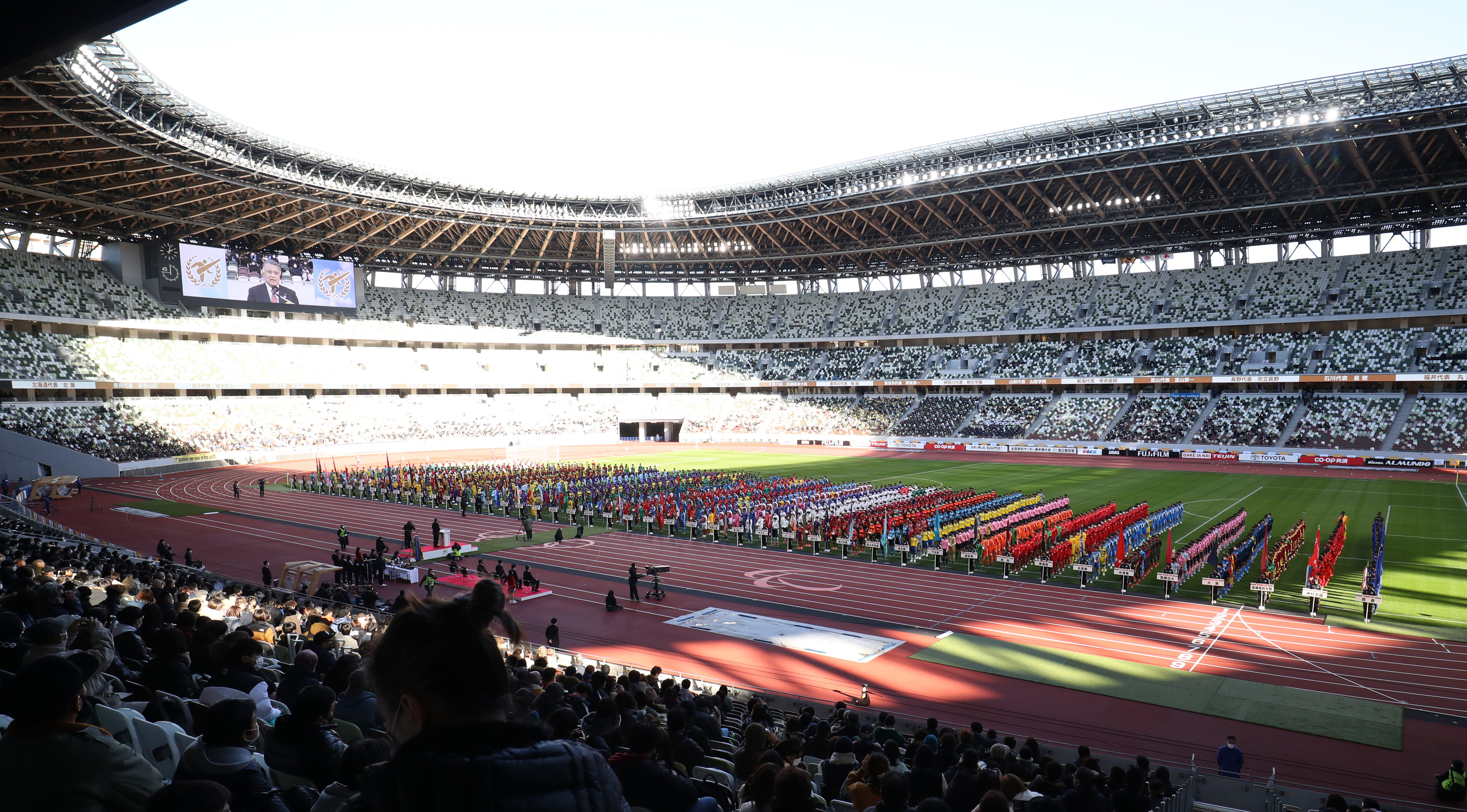 関東第一が６発大勝 １号は若松 新国立で初開催 １００回目の冬開幕 高校サッカー サンスポ