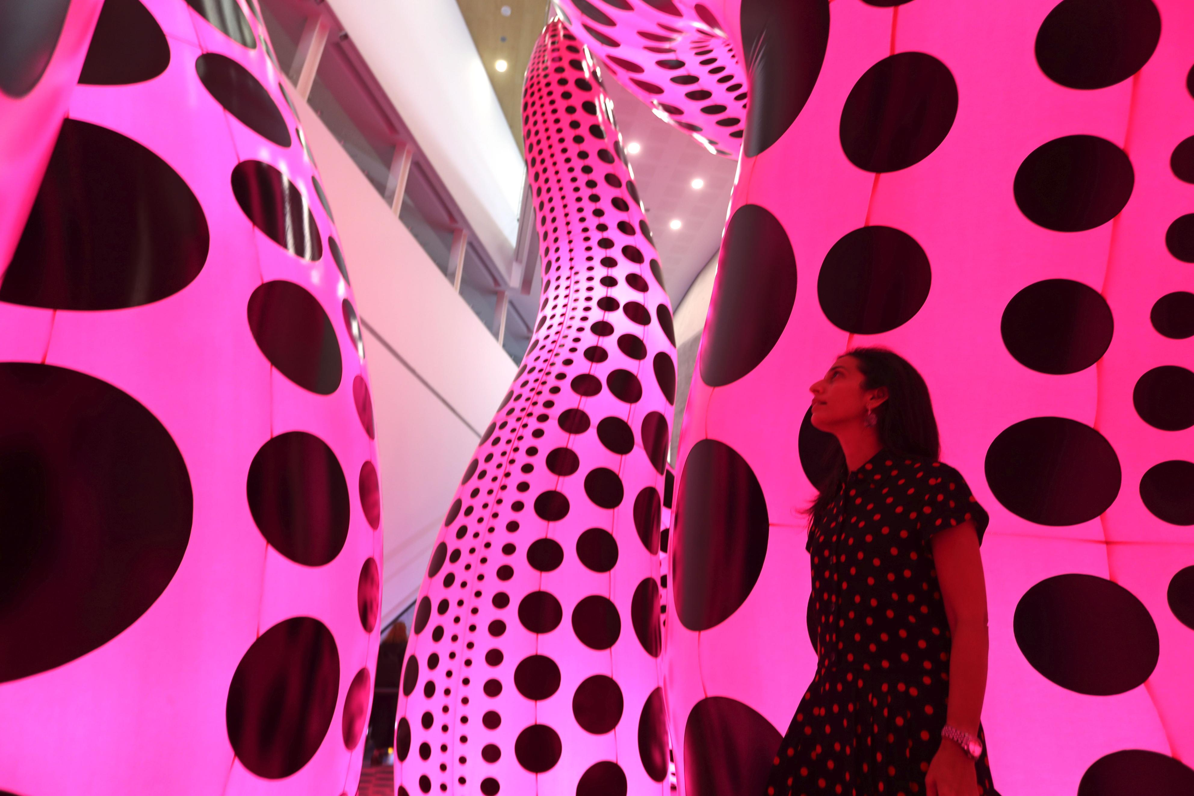 イスラエルで草間弥生展 チケット販売好調 - 産経ニュース