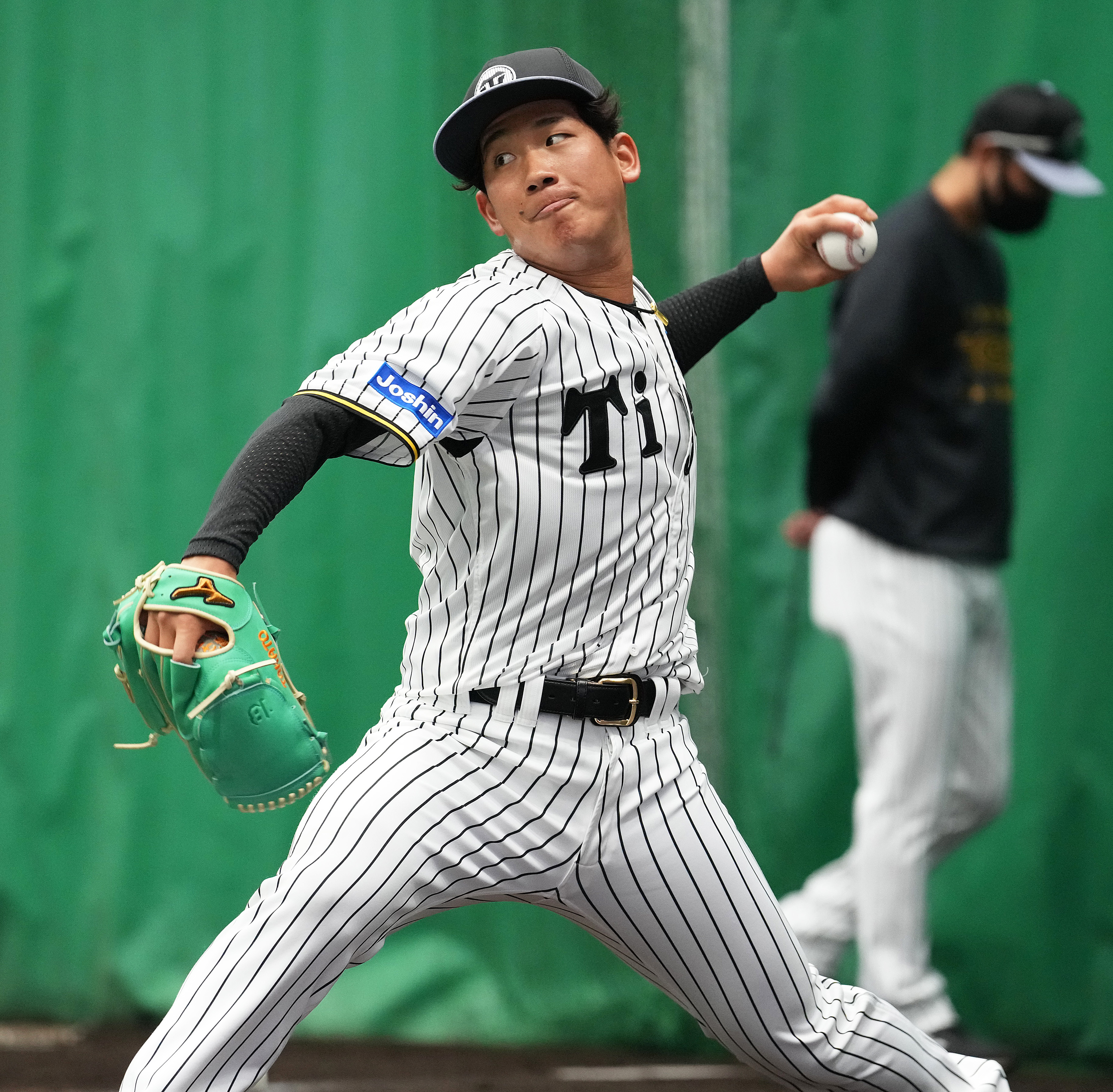 阪神D1位・伊原陵人へレジェンド山本昌氏から長寿の秘訣 足を鍛えろ