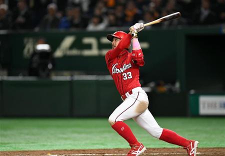 1号2ラン含む5安打の広島・菊池、8連勝に「すごいですね。神って