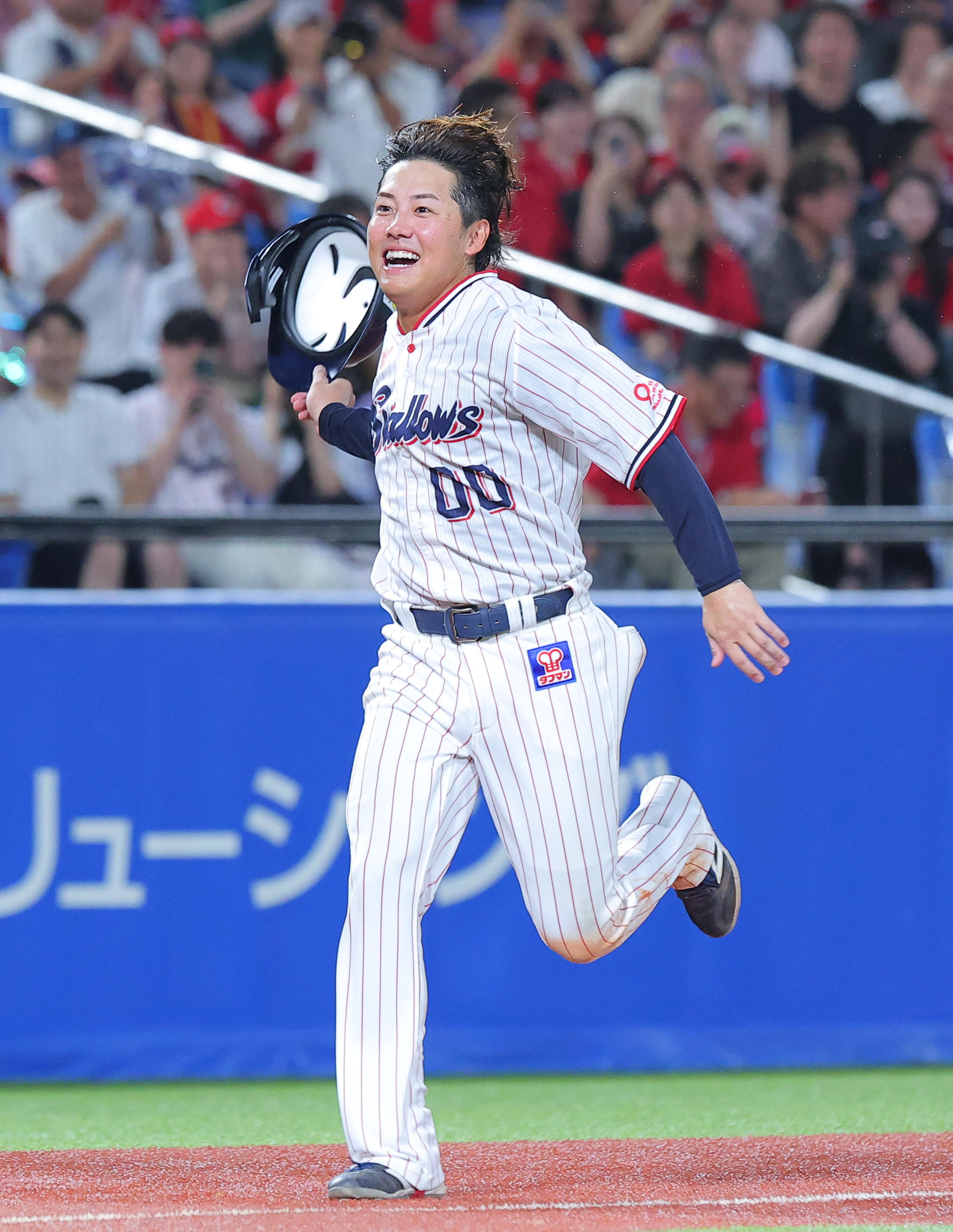 ヤクルト、今季初の4連勝 赤羽が逆転サヨナラ3ラン - サンスポ
