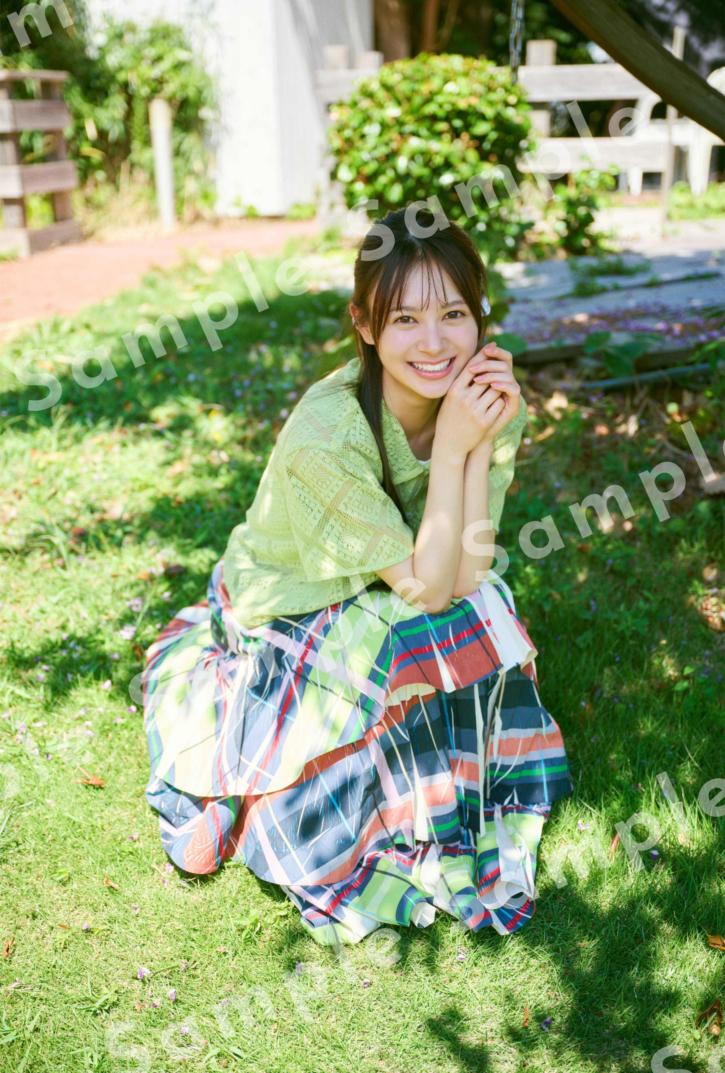 画像】AKB48注目研究生・伊藤百花、初フォトブックの特典生写真で三つ