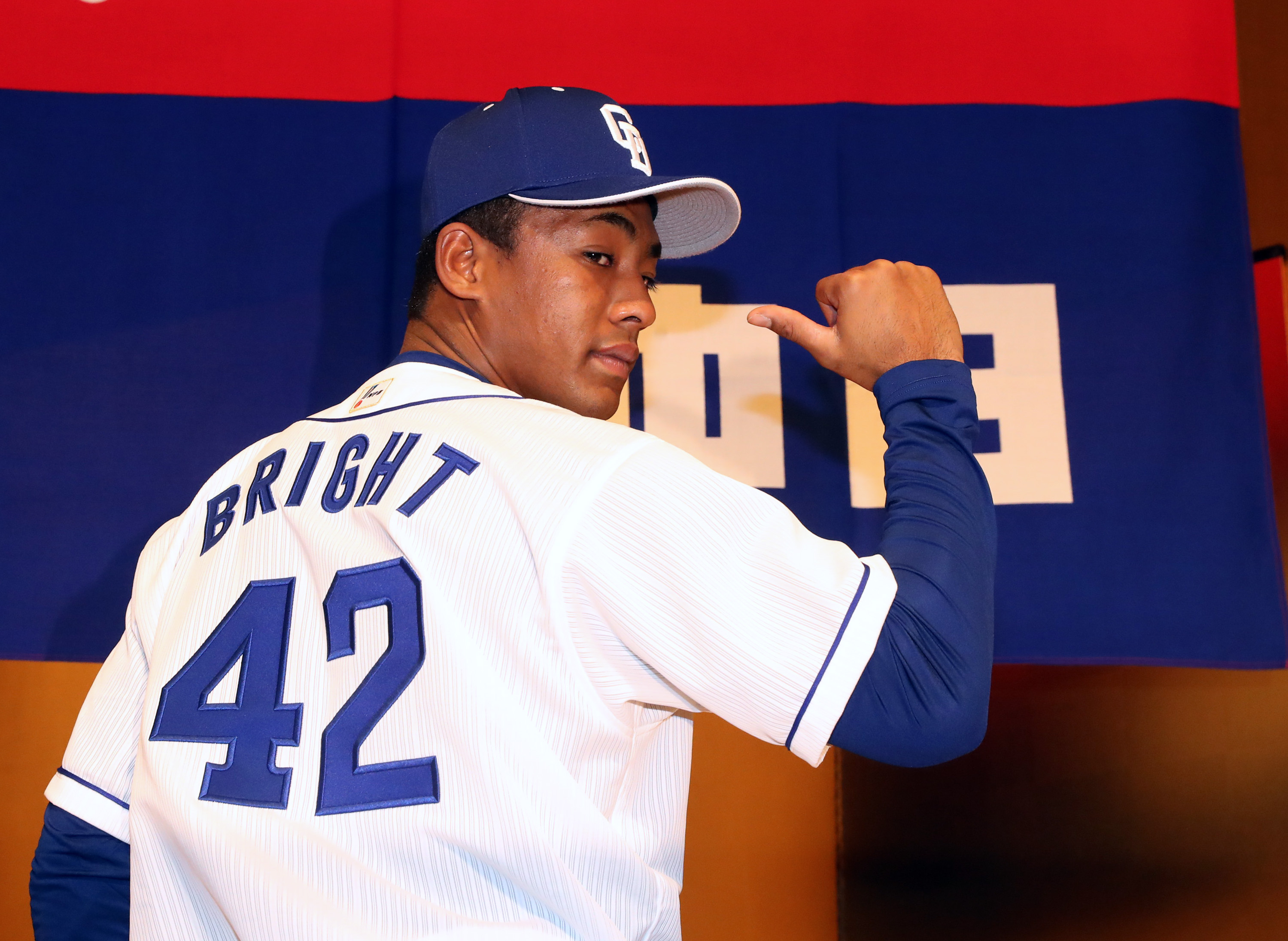 中日D1位・ブライト健太の背番号42 「小さいころからジャッキー