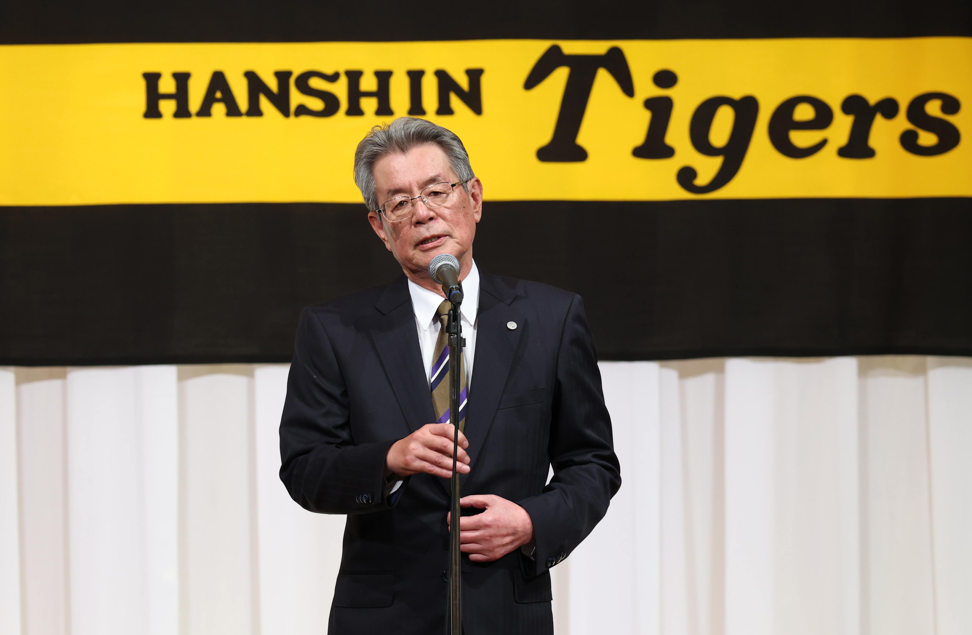 破壊と誕生の神殿　ワンオーナー 翌朝発送】1枚 初期 破壊と誕生の神殿 - メルカリ