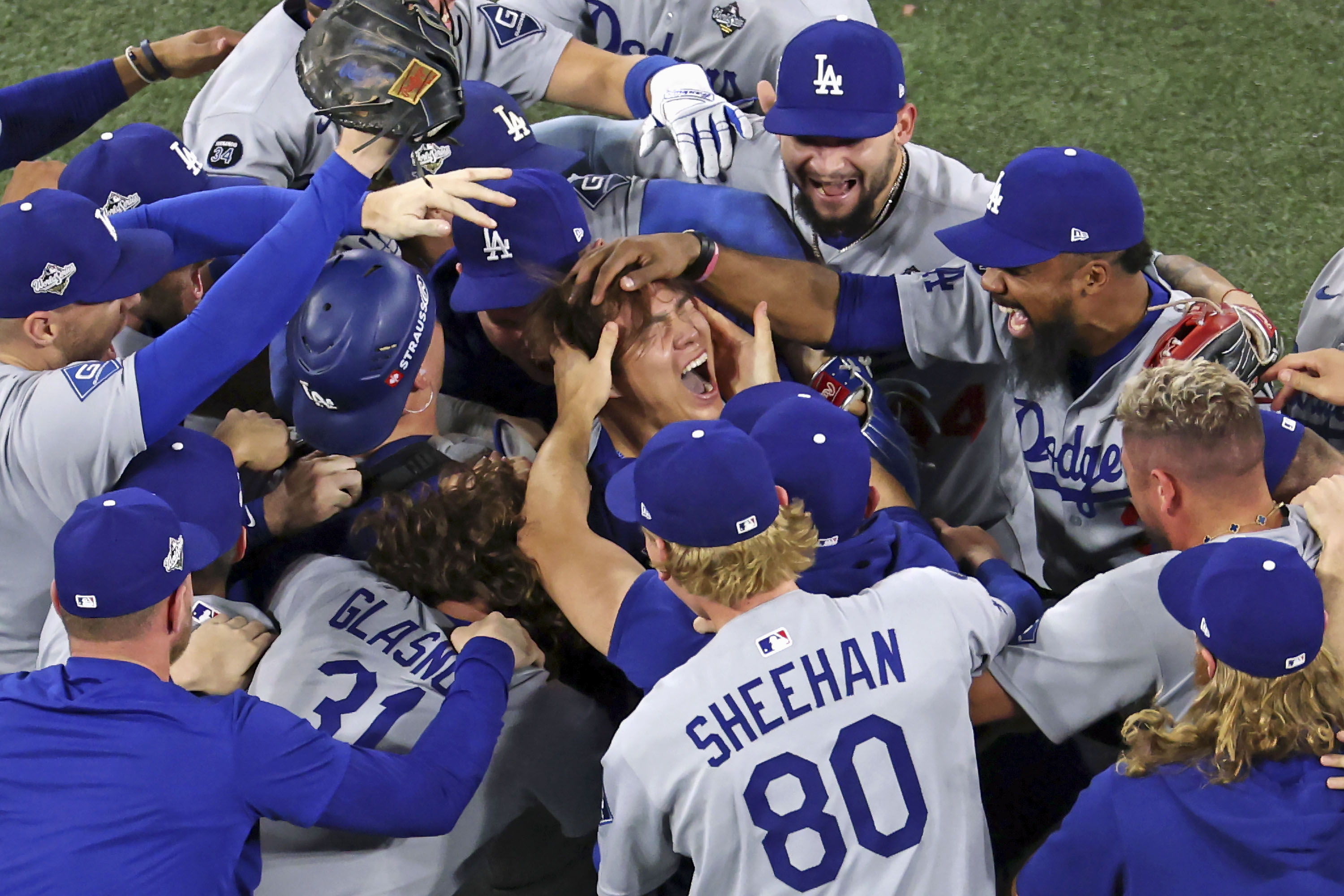 疲れ知らず」のドジャース山本由伸 ワールドシリーズMVPを米メディアが