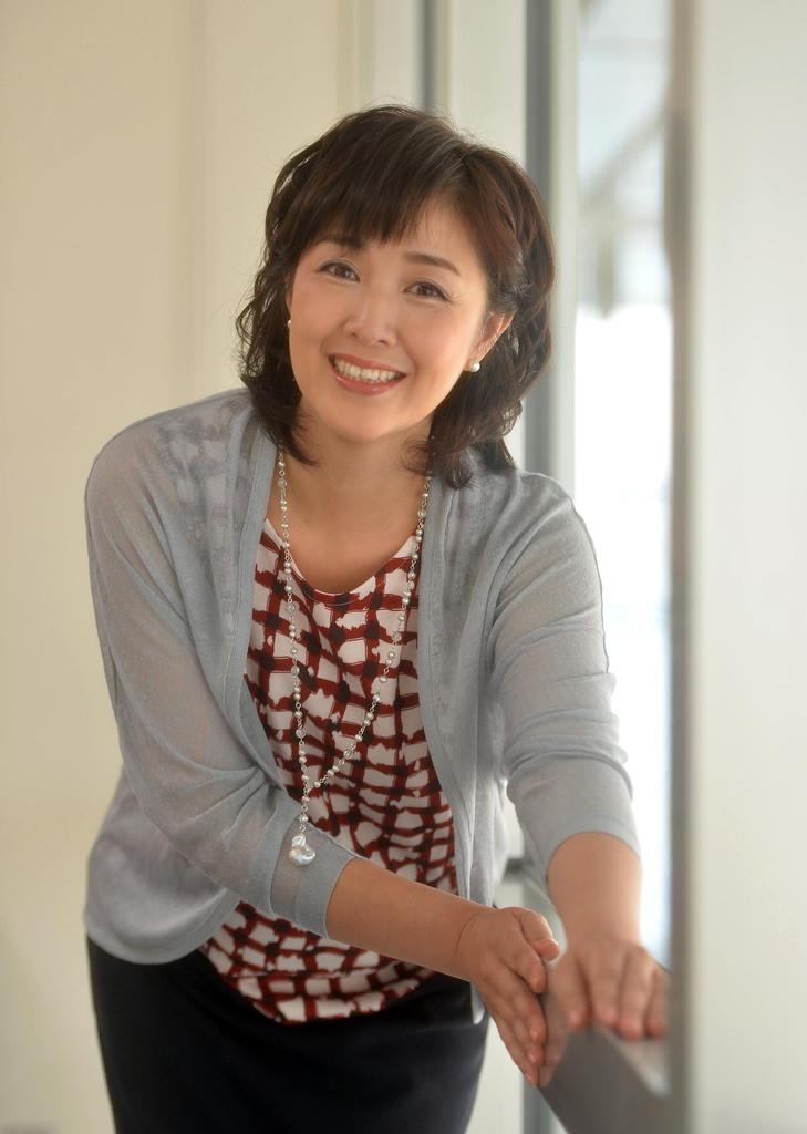 経産相 新原局長の菊池桃子さんとの結婚に 末永くお幸せに 産経ニュース