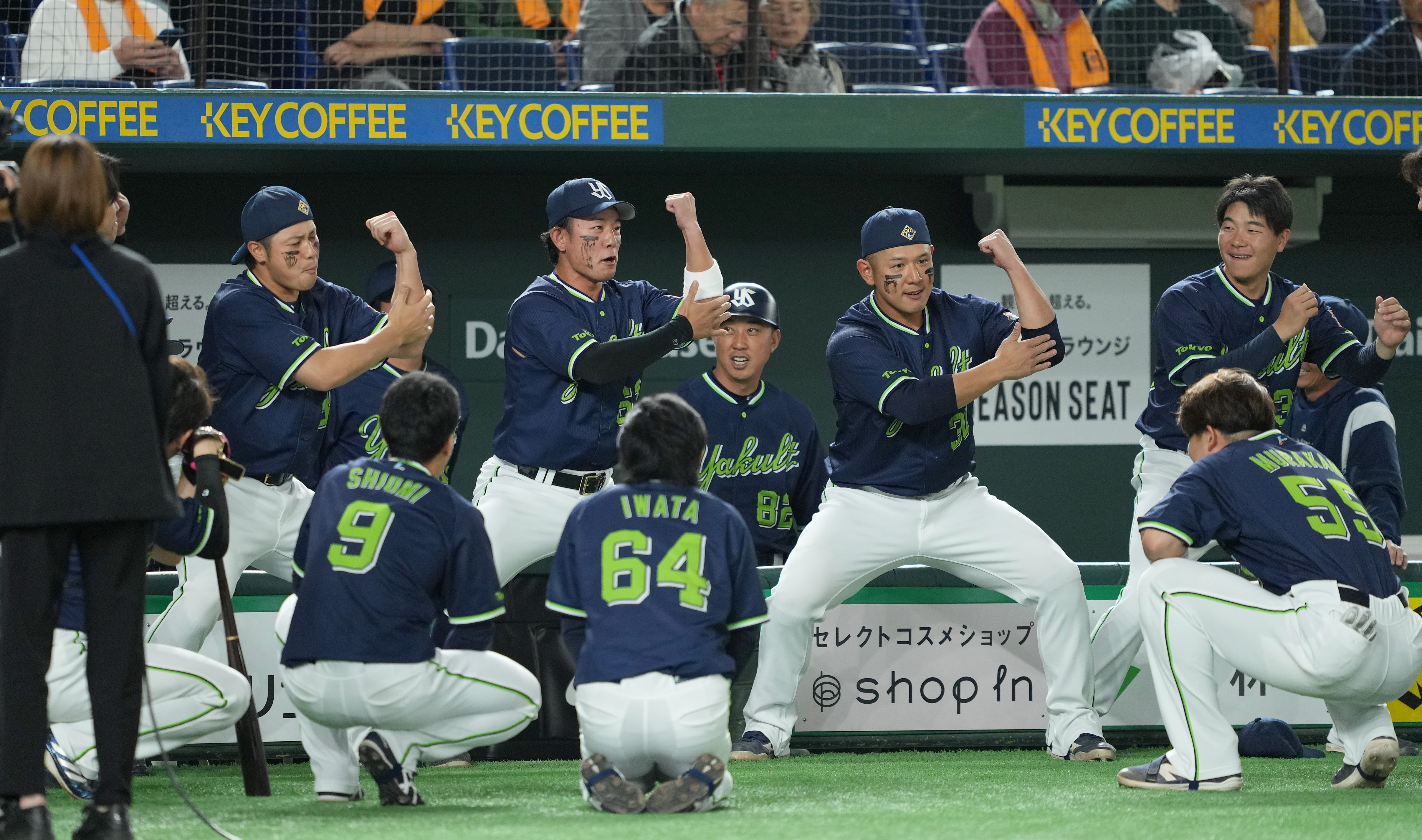 ヤクルト・村上宗隆が6号ソロ 燕にハカパワー！今季初3連勝（1