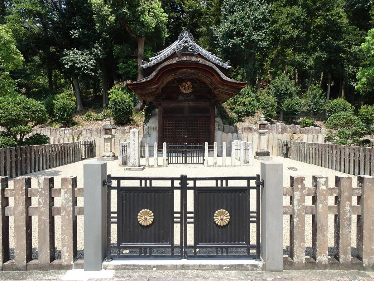聖徳 太子 墓