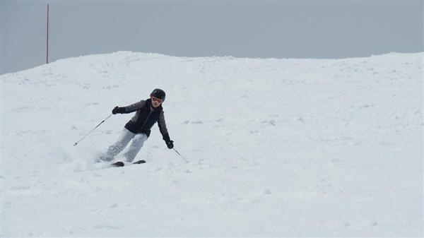 動画 宮内庁 敬宮愛子さまのスキー姿を公開 産経ニュース