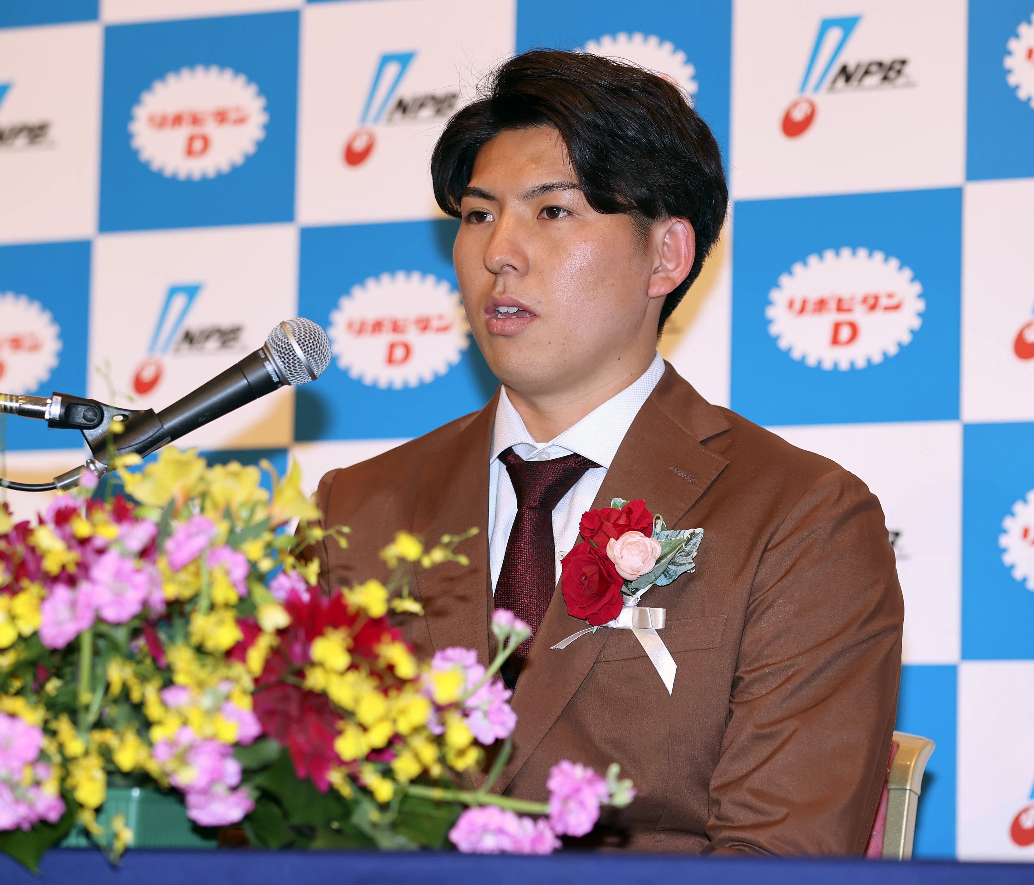 西武・武内夏暉が新人王 炭谷先輩のリードに感謝 NPB AWARDS - サンスポ