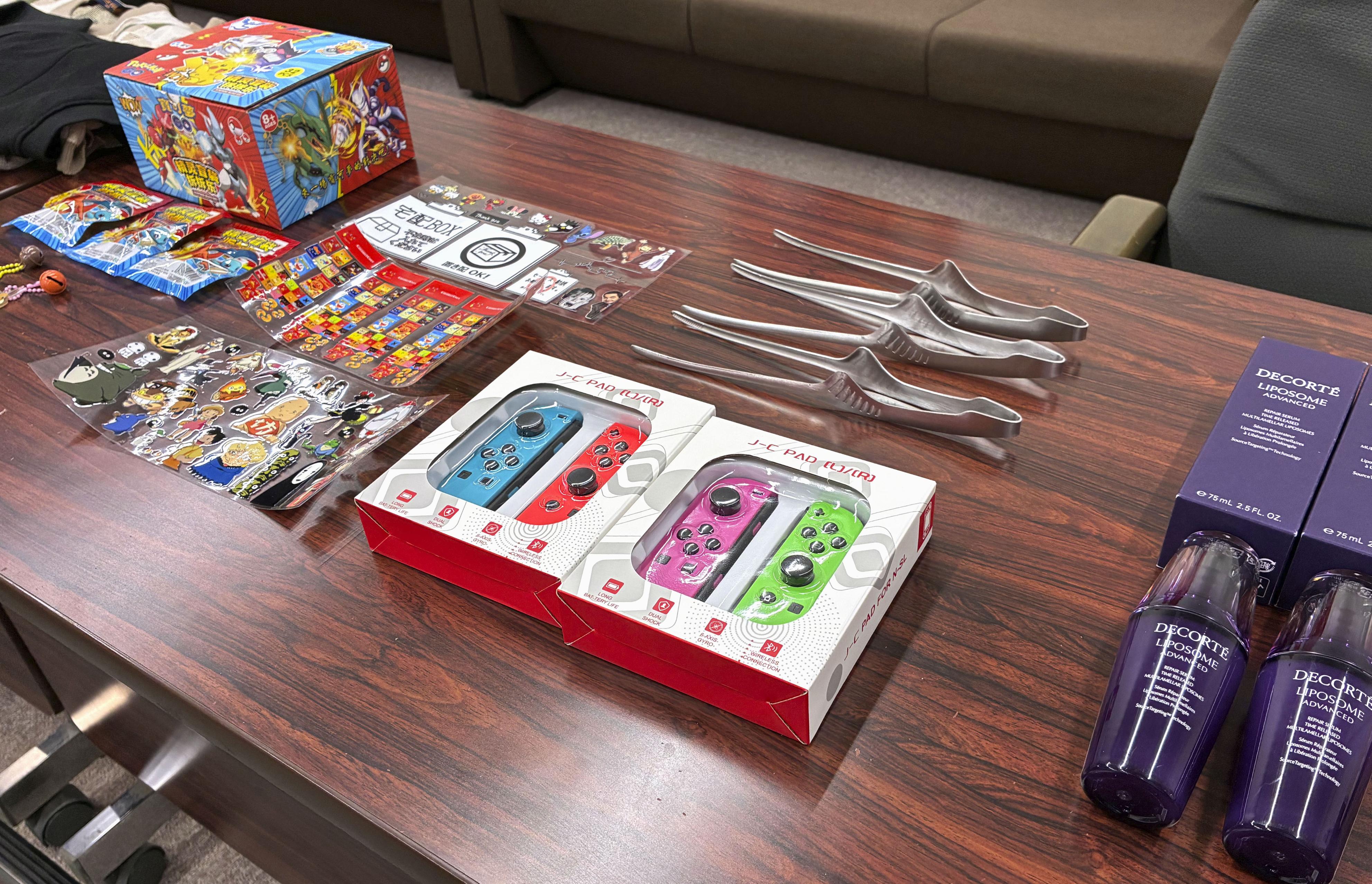 偽ブランド、知的財産権侵害の輸入差し止め1万7000件超 2025年上半期も