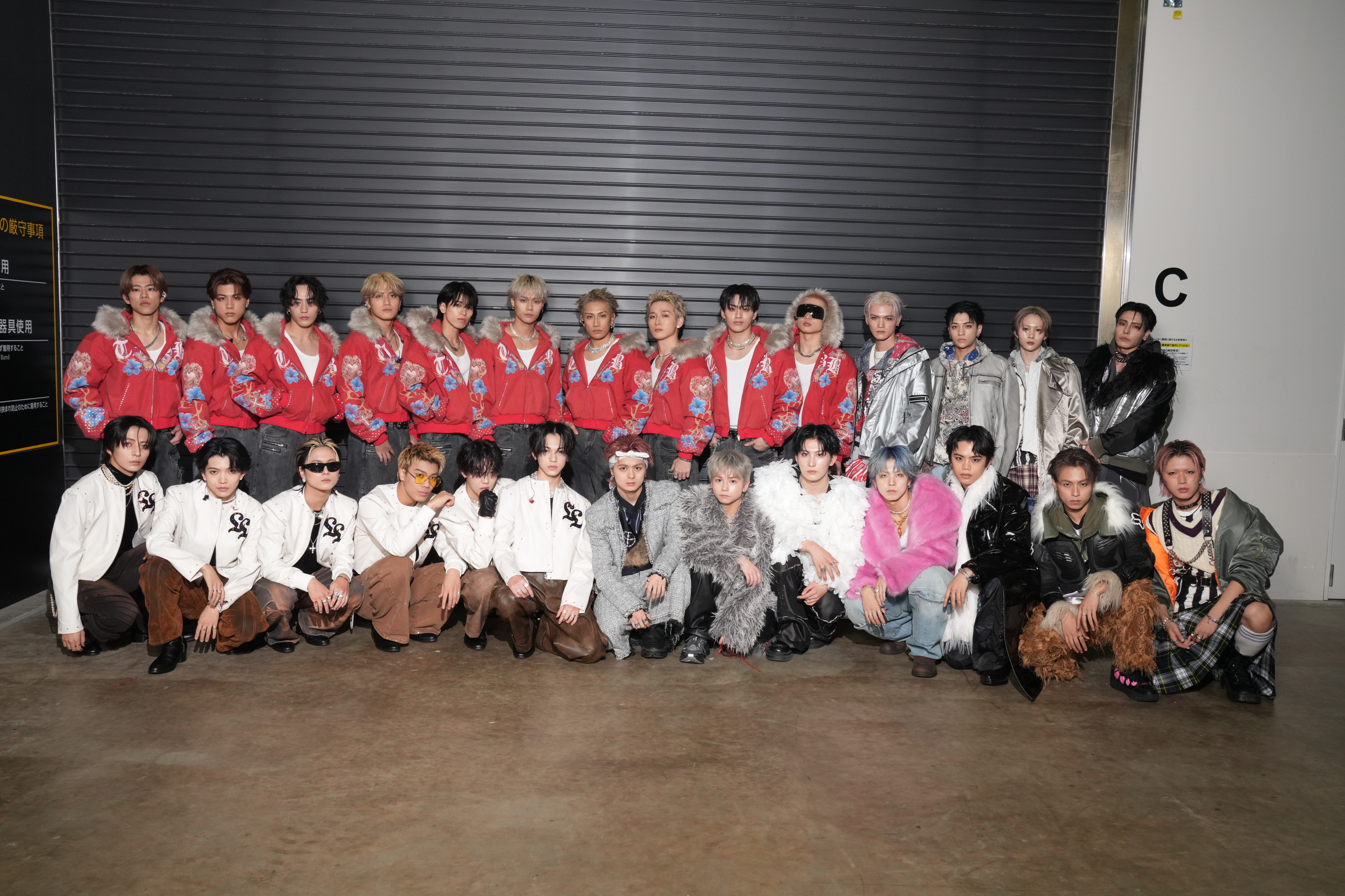 NEO EXILE4組がスペシャルライブ 自身最多1万人沸かせた！ - サンスポ