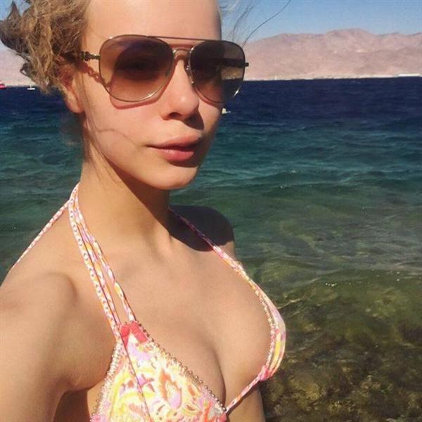 魅惑アスリート ダークホースの実力派スケーター 実は魅力的で妖艶なアンナ ポゴリラヤ１８歳 1 2ページ 産経ニュース