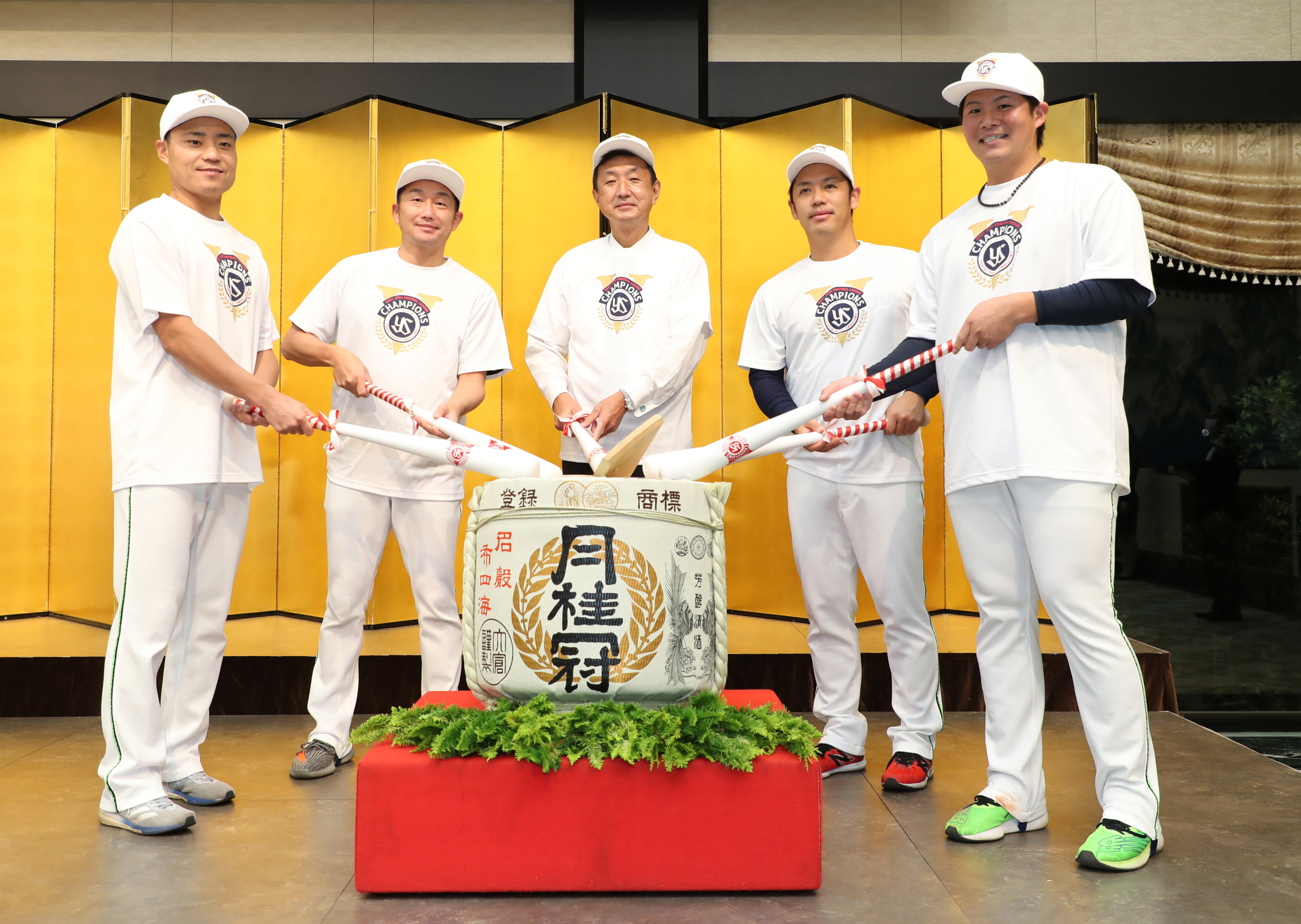 元東京ヤクルトスワローズ吉田大成選手実使用硬式グラブ　asics パ*ン様 元東京ヤクルトスワローズ吉田大成選手実使用硬式グラブ asics