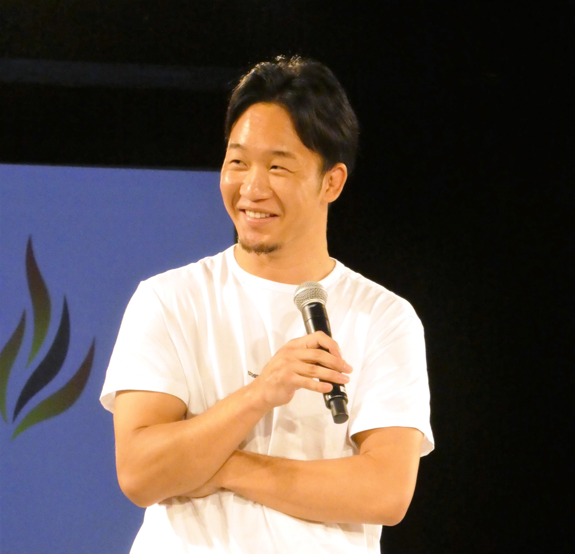 朝倉未来「路上喫煙注意してみた」が反響…登録者数340万人超、YouTube 朝倉未来が吸いたい俺が吸った吸い殻