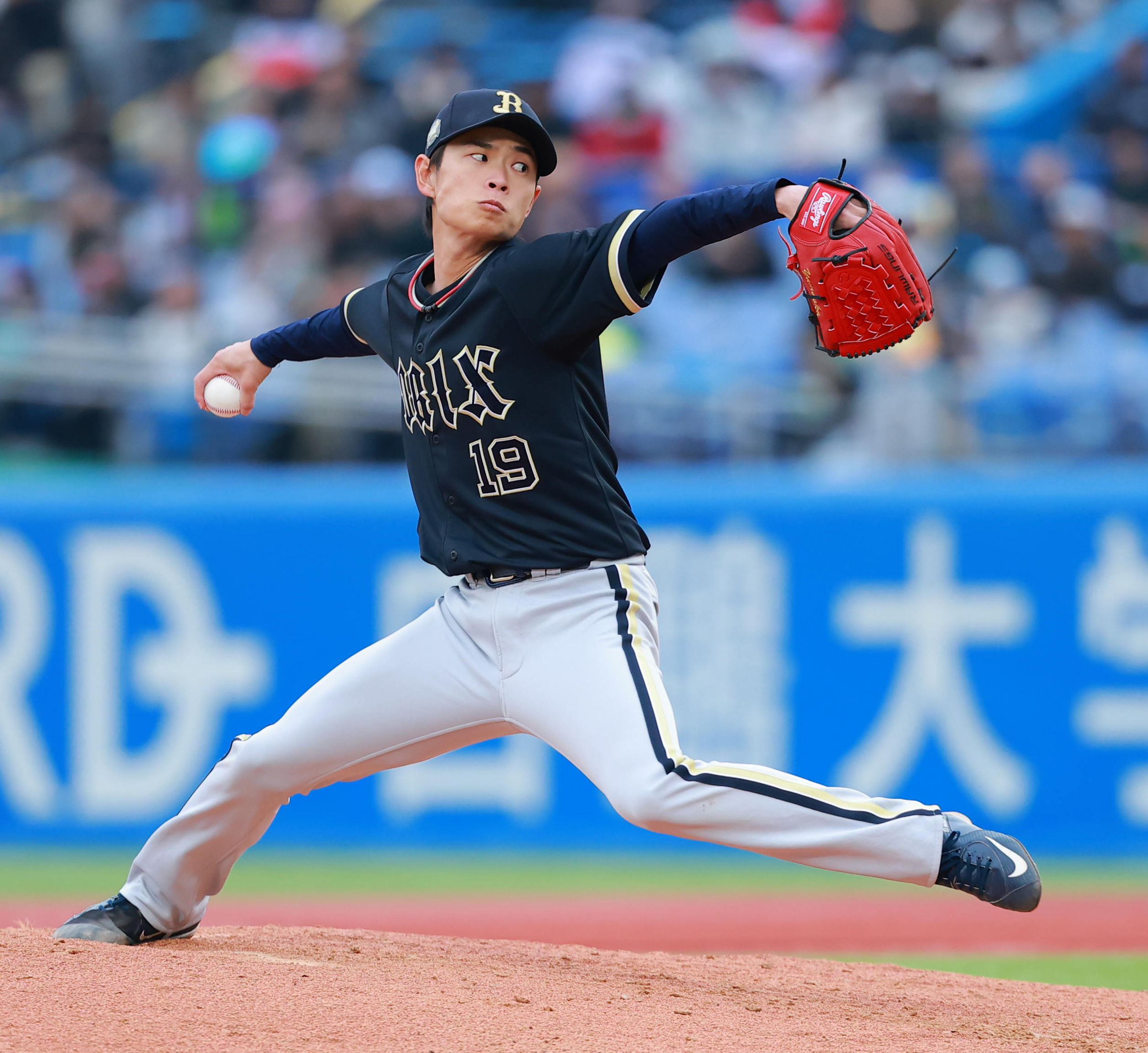 山岡泰輔 直筆サイン入りハイクオリティユニフォーム ビジター 山岡