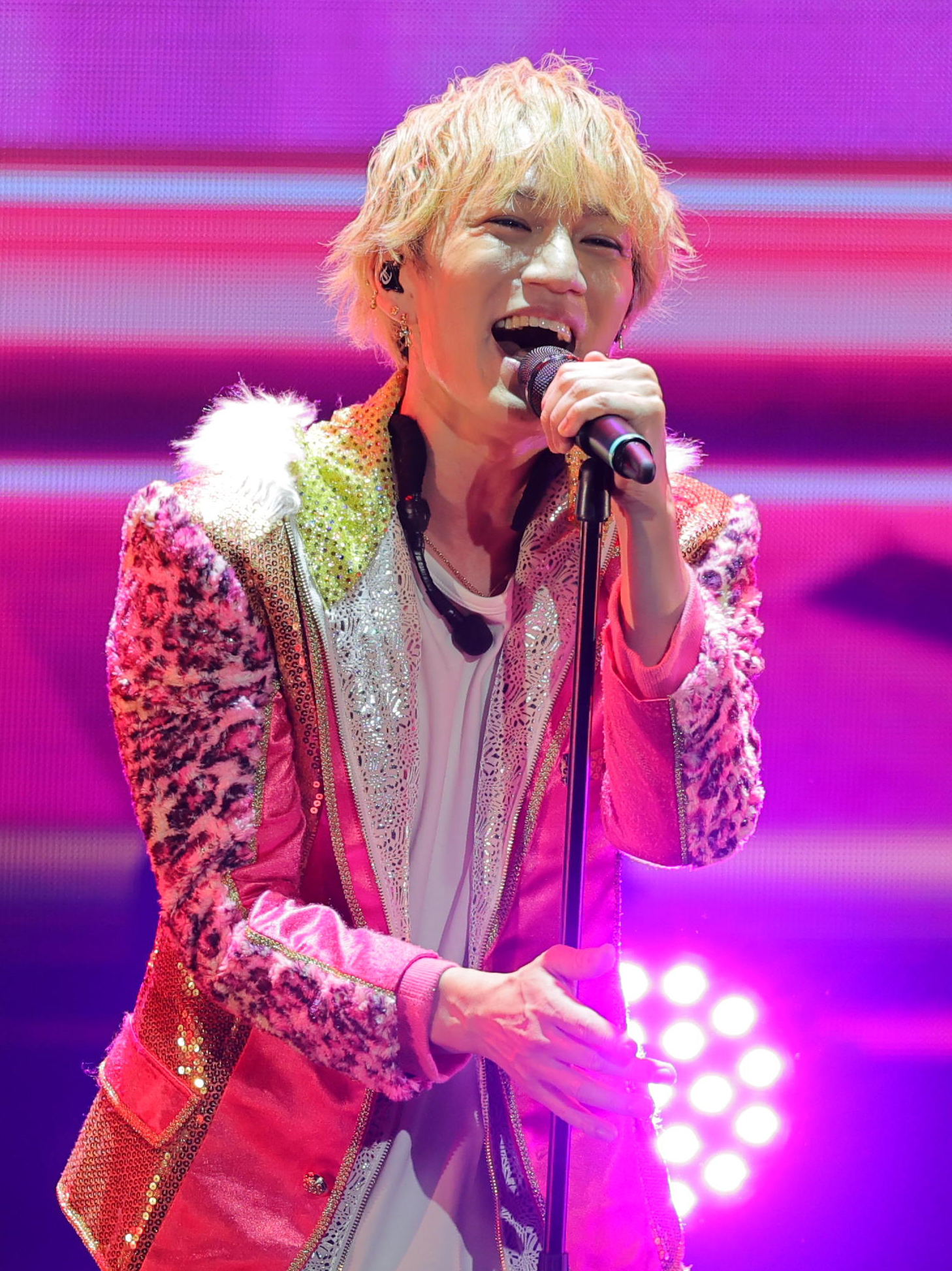 WEST.神山智洋、初ソロツアー「INPUT⇄OUTPUT」開幕！ 18曲中8曲が自ら