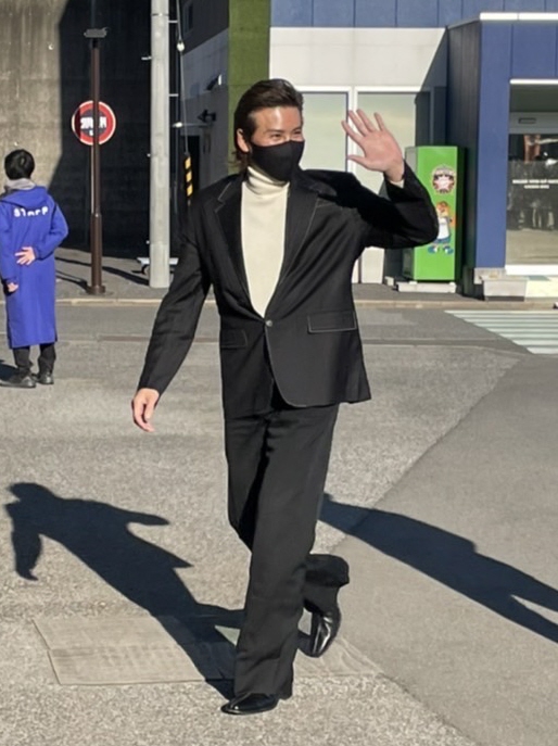 新庄監督、近藤健介の人的補償に迷い箸 だぶつくソフトバンクの巨大