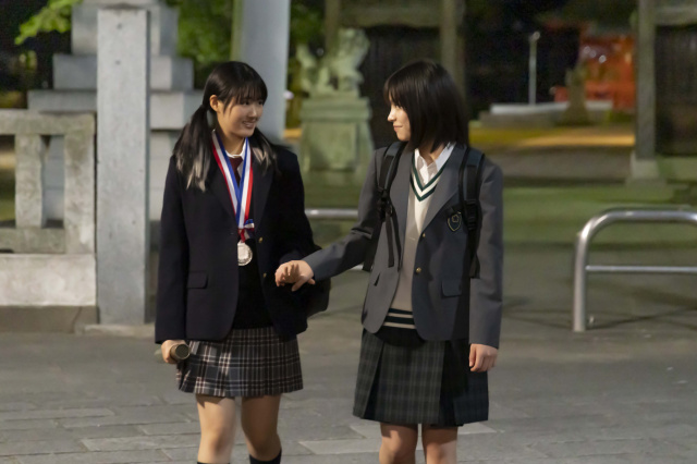 ちはやふる-めぐりB３ポスター　當真あみ　原菜乃華　上白石萌音　齋藤潤　藤原大佑 ちはやふる-めぐりB3ポスター 當真あみ 原菜乃華 上白石萌音 齋藤潤