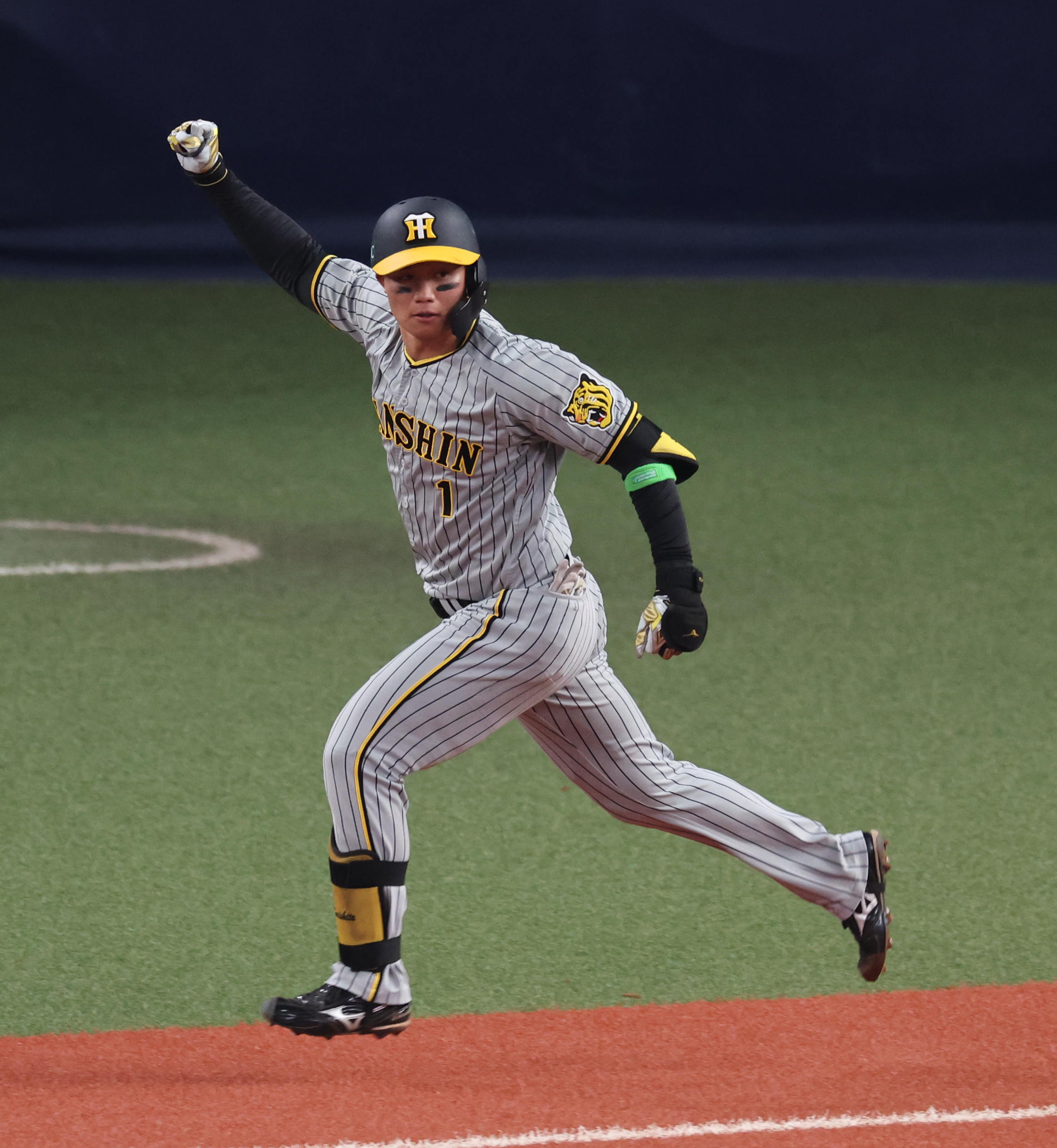 阪神タイガース 1 森下翔太 2023 日本一 ルーキーイヤーシーズン
