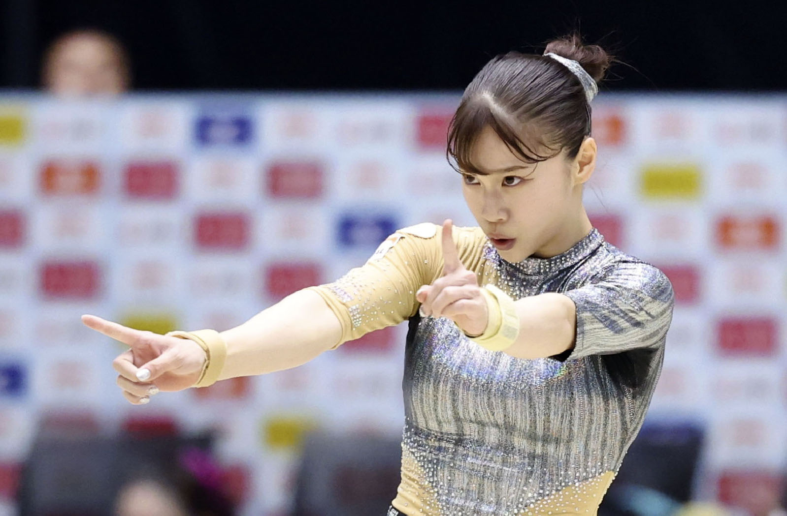 【user_44b987d5様用】18年全日本個人別体操 日本女子選手画像集フル 五輪2大会出場の杉原愛子が初優勝に照準 首位と0.067点差の予選2